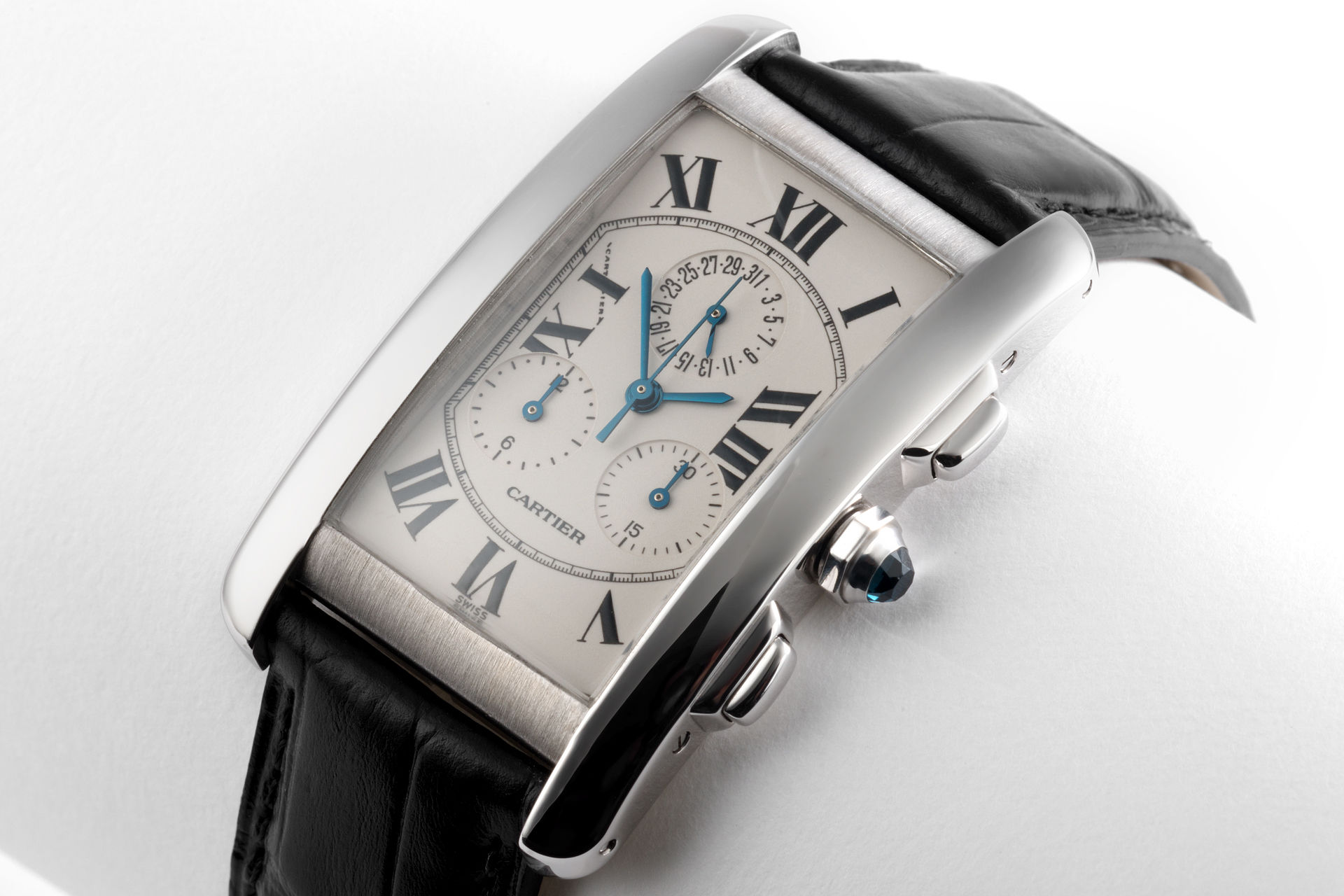 ref W2603356 | Chrono-Reflex Model | Cartier Tank Américaine