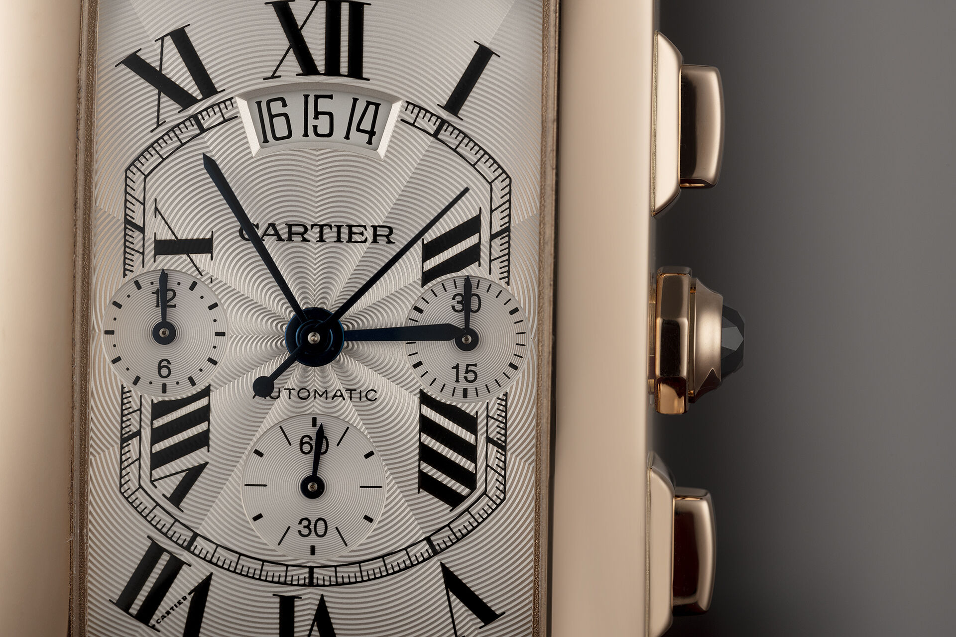 ref W2609356 | Automatic 'Chronograph' XL | Cartier Tank Américaine