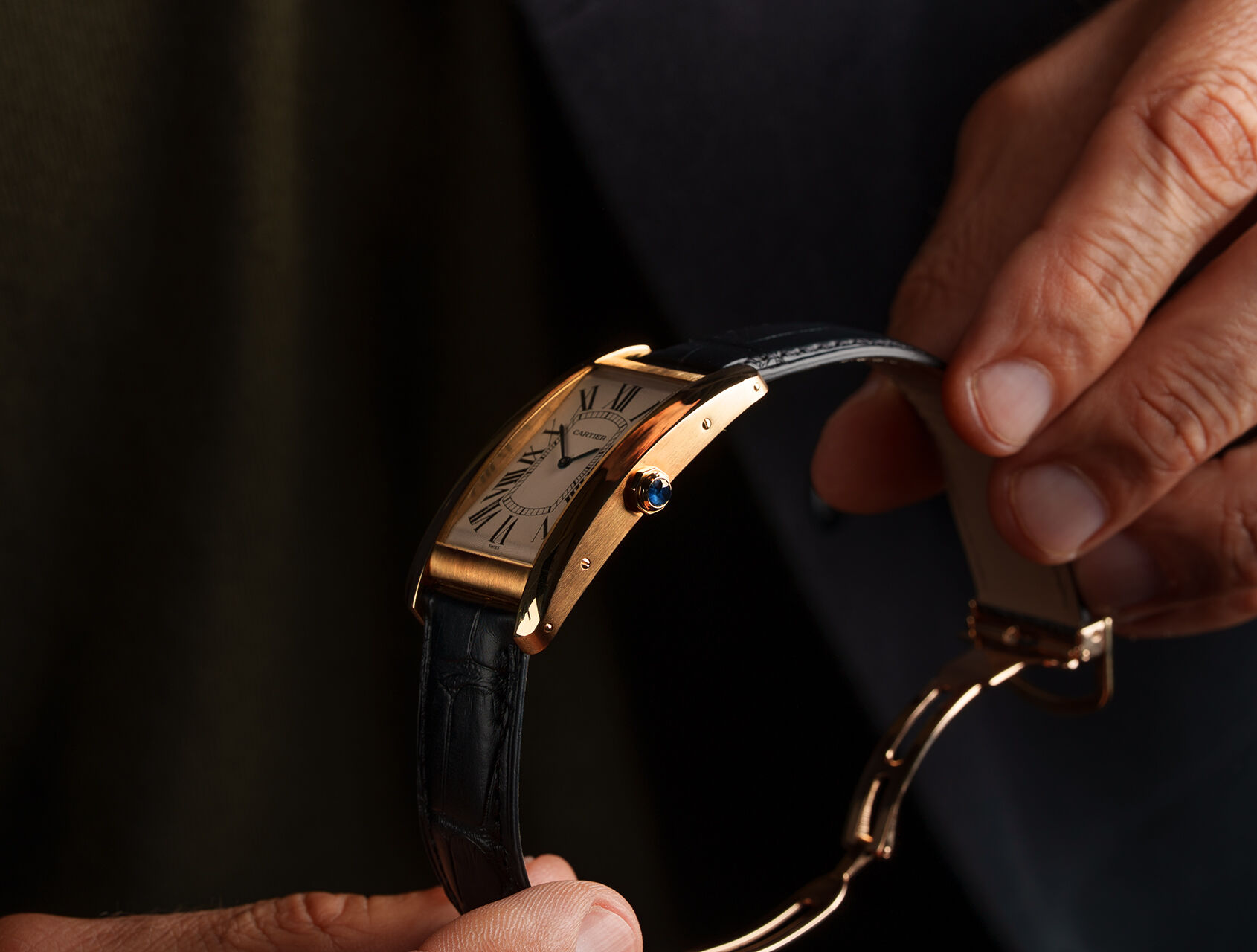 ref W2601256 | Tank Américaine | Cartier Tank Américaine