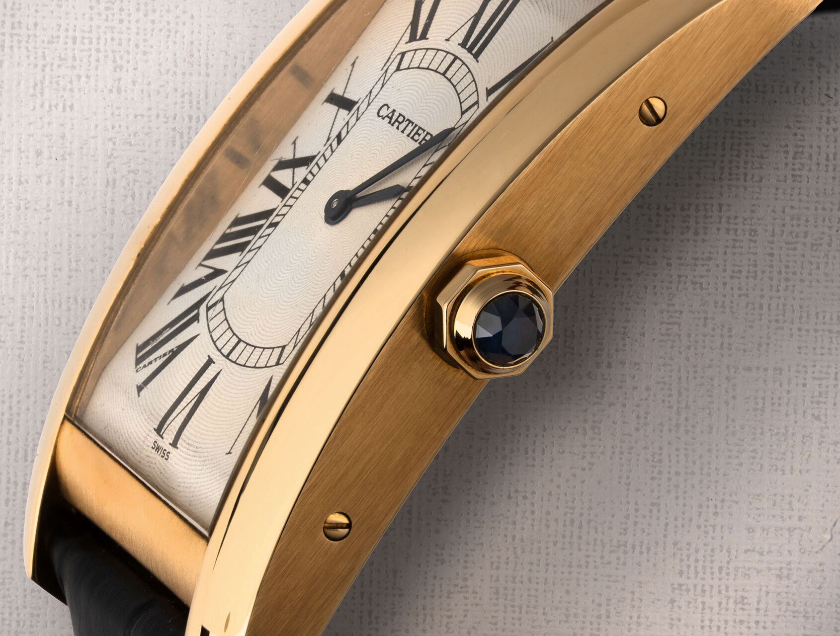 ref W2601256 | Tank Américaine | Cartier Tank Américaine