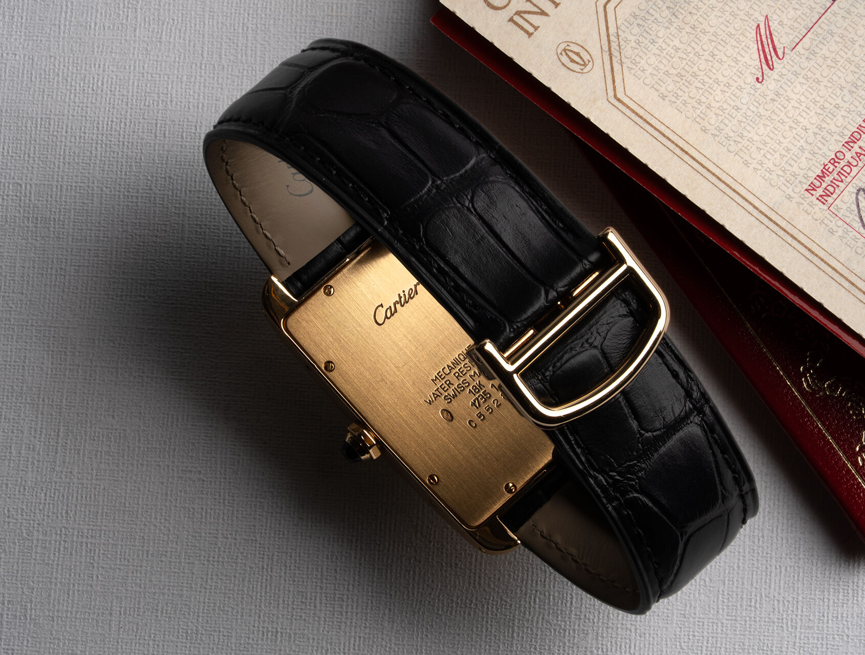 ref W2601256 | Tank Américaine | Cartier Tank Américaine