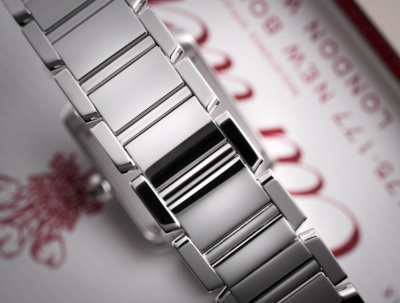 ref 2403 | 2403 - White Gold | Cartier Tank Française