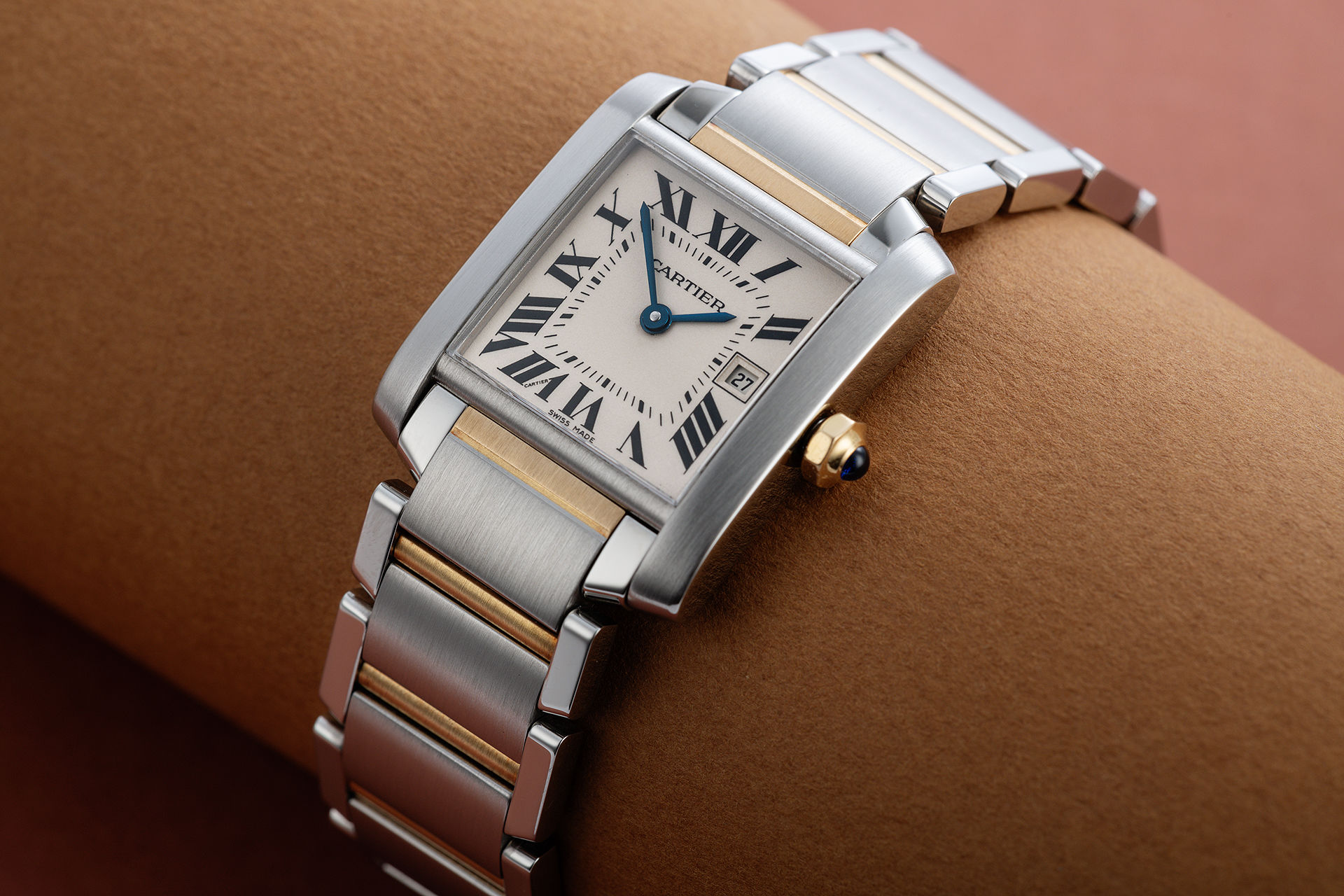 ref W51012Q4 | Classic Mid-Size 'Box & Papers' | Cartier Tank Française