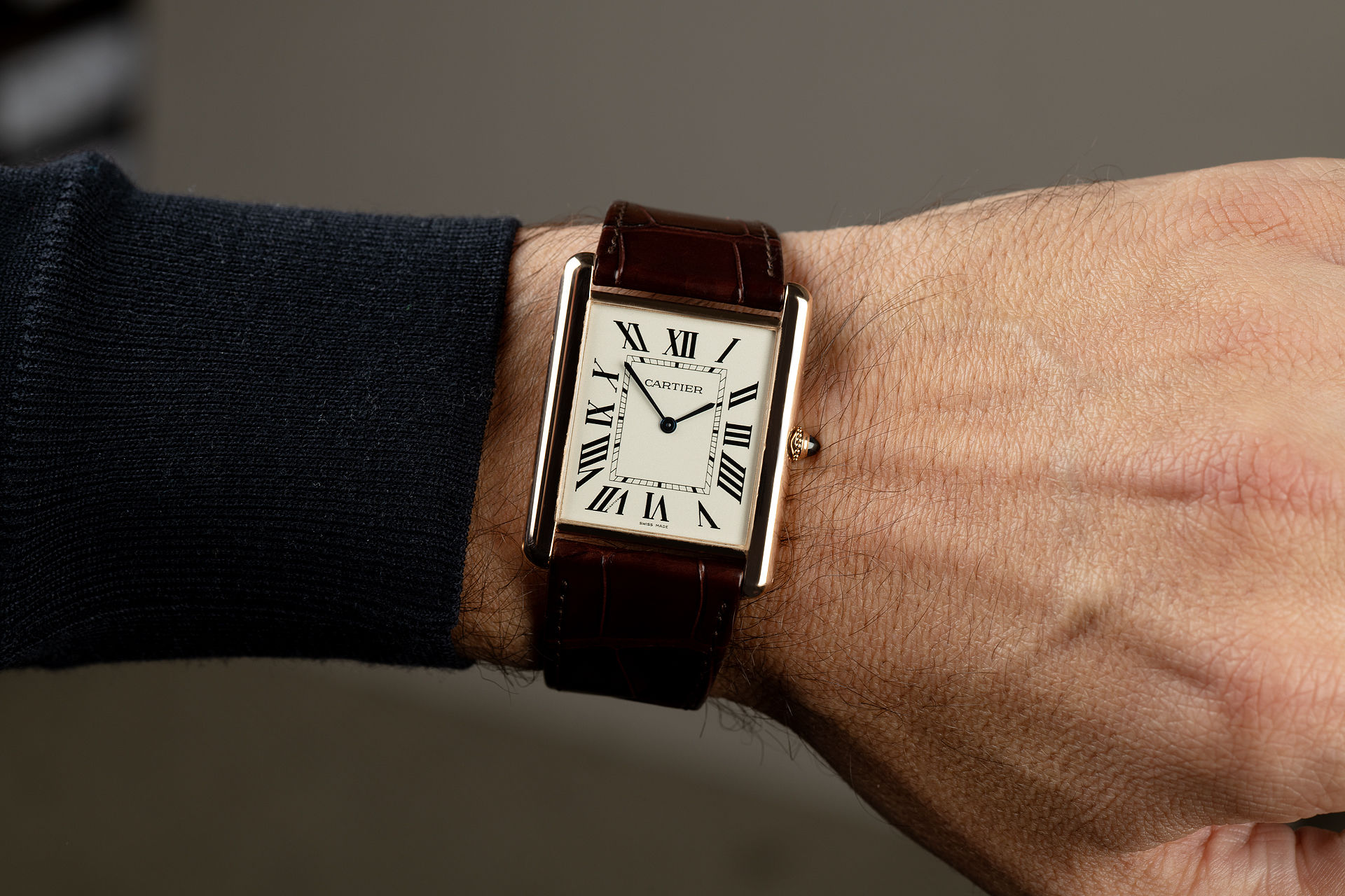 ref CRW1560017 | Rose Gold 'Mechanical'  | Cartier Tank Louis