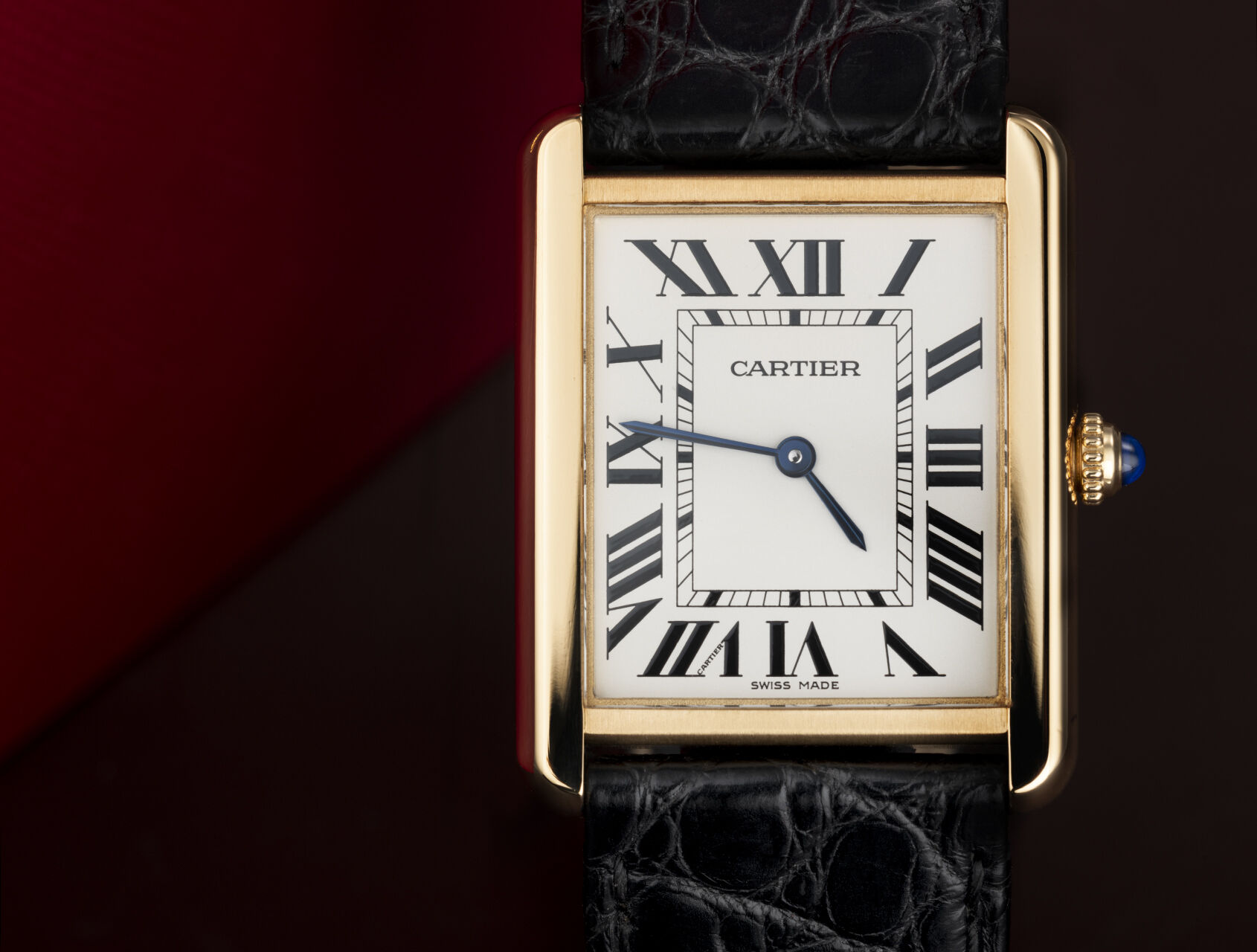 ref W5200004 | Box & Certificate | Cartier Tank Solo