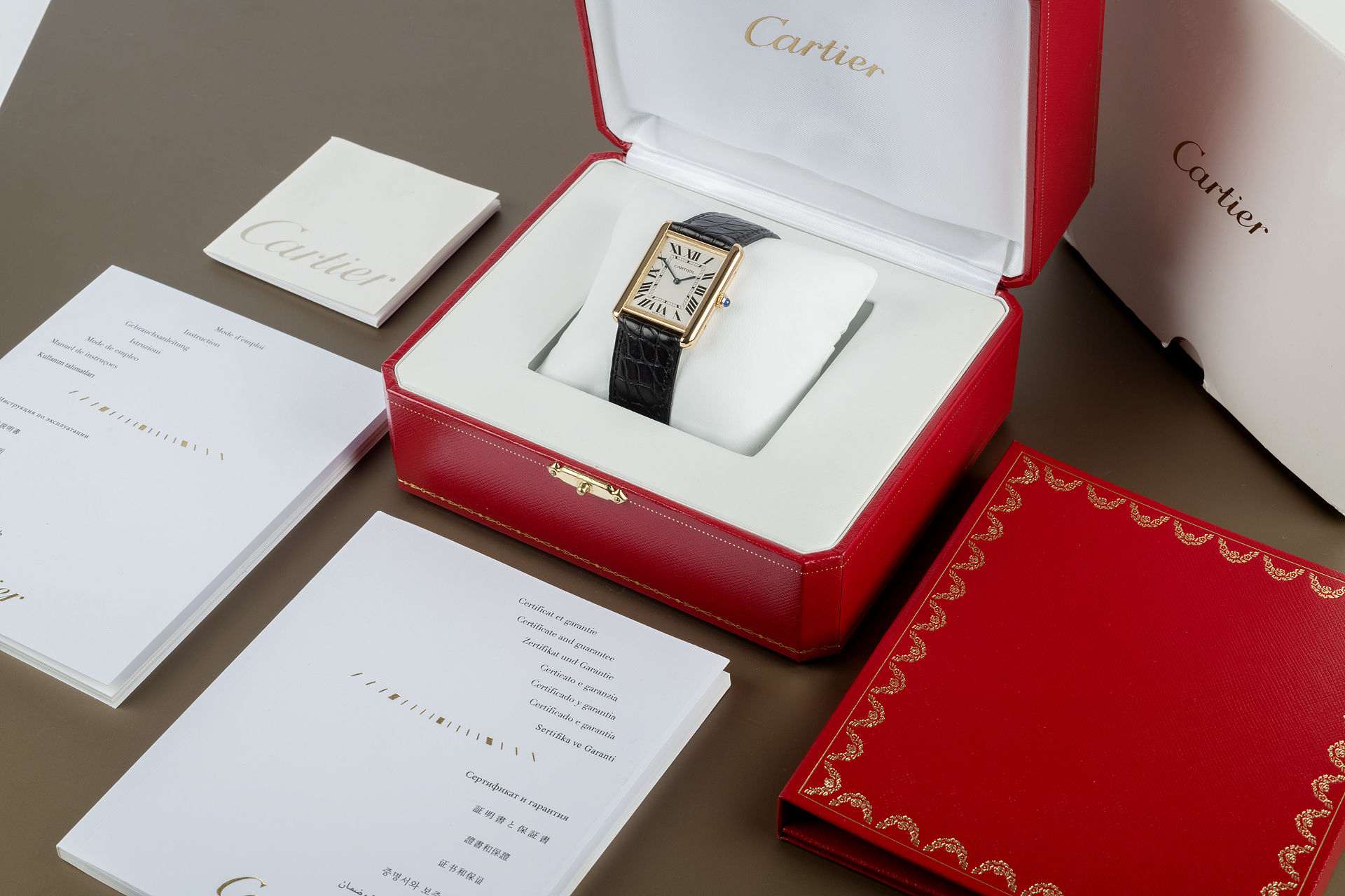 Box & Papers  | ref W1018855 | Cartier Tank Solo