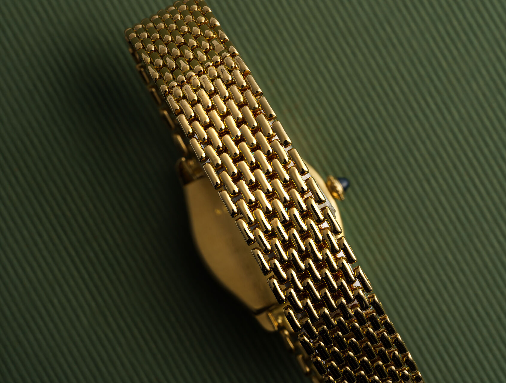 ref 96067 | 96067 - Yellow Gold Mechanical  | Cartier Tortue