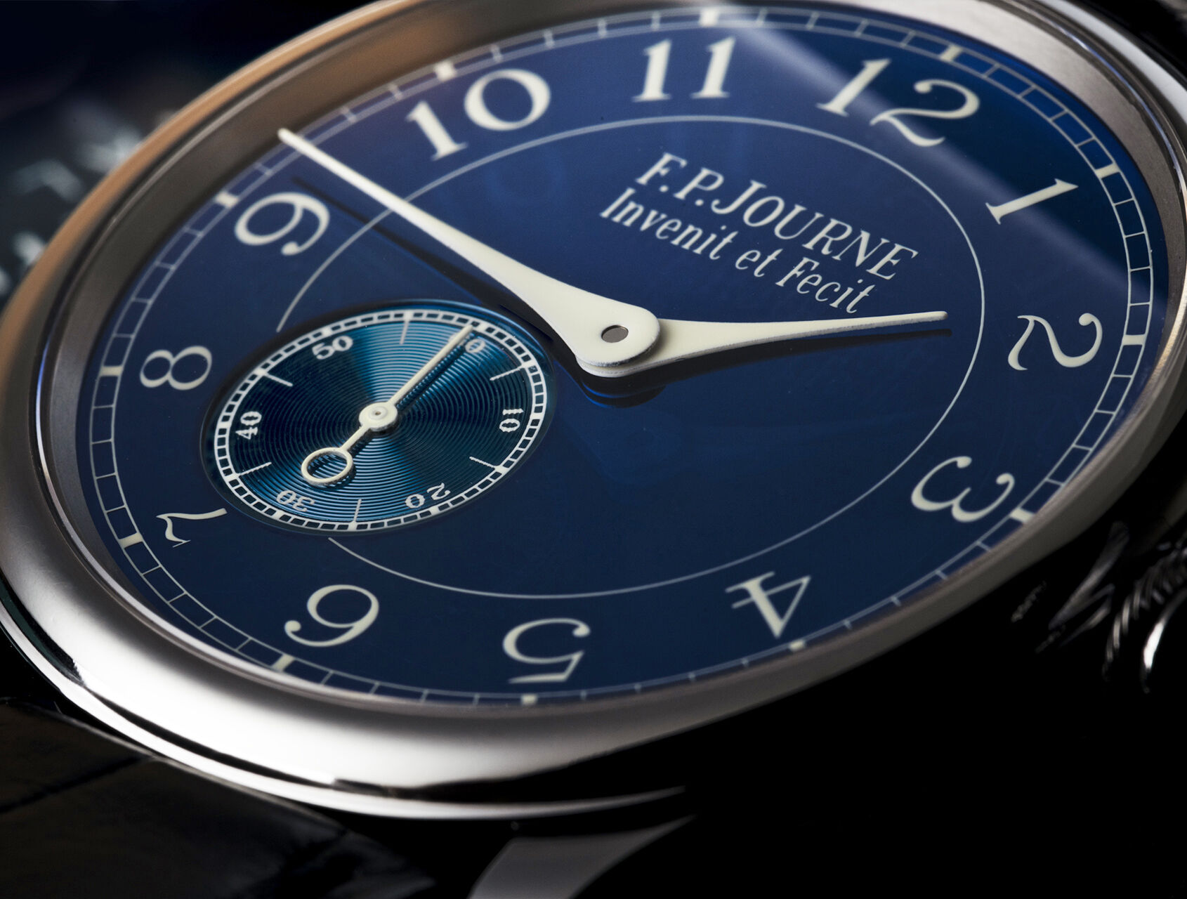  | Tantalum - Box & Certificate | F. P. Journe Chronomètre Bleu