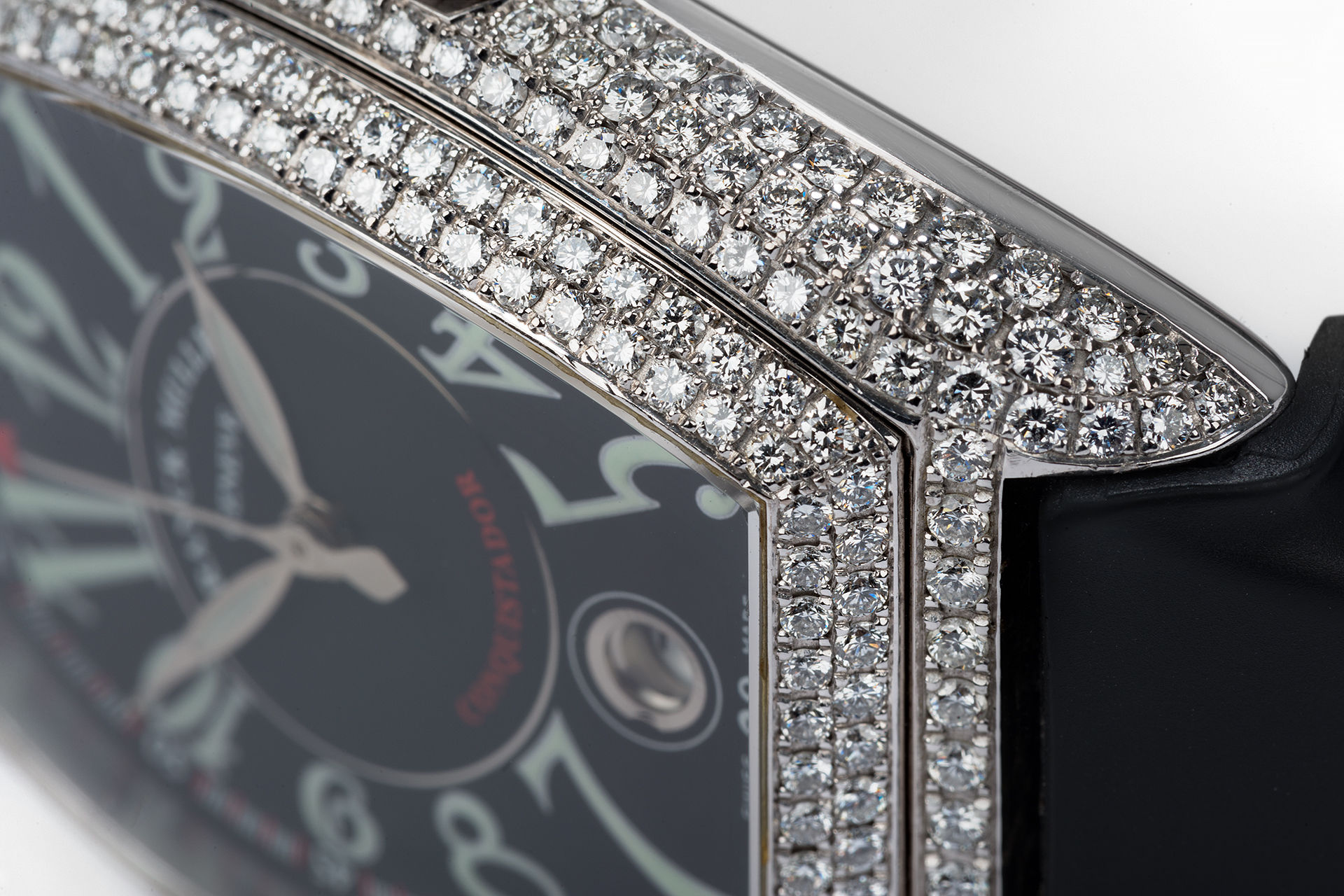 ref 8000 SC D | White Gold Diamond Set | Franck Muller Conquistador