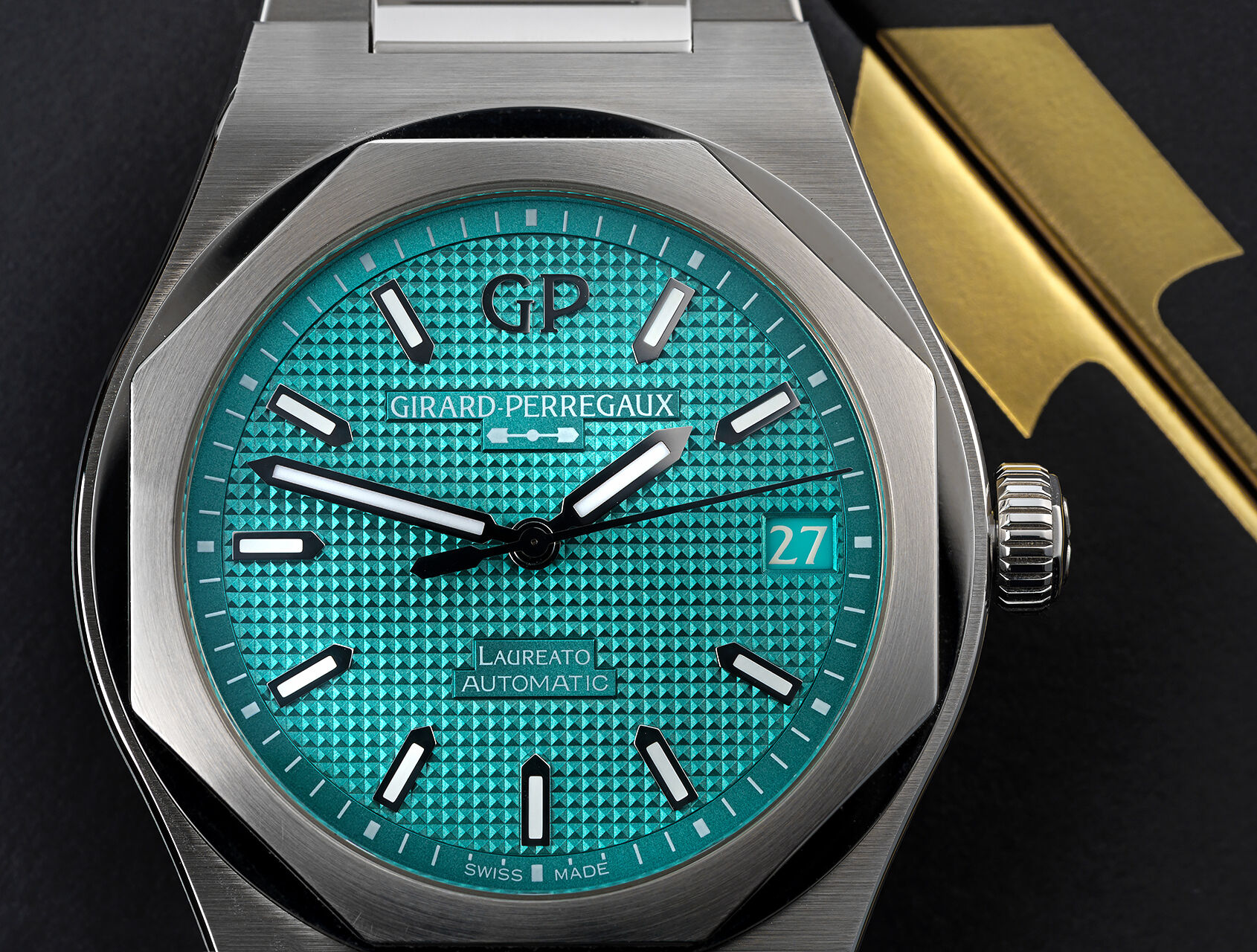 ref 81010-11-3592-1GM | Limited Edition - 50 Pieces | Girard-Perregaux Laureato