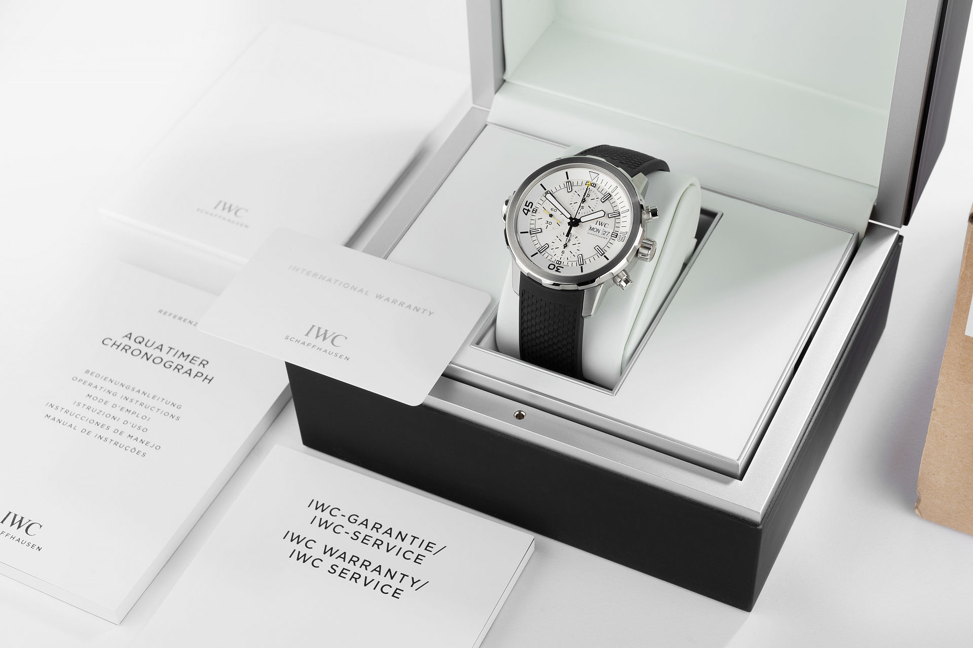 ref IW376801 | 44mm Box & Papers | IWC Aquatimer Chrono