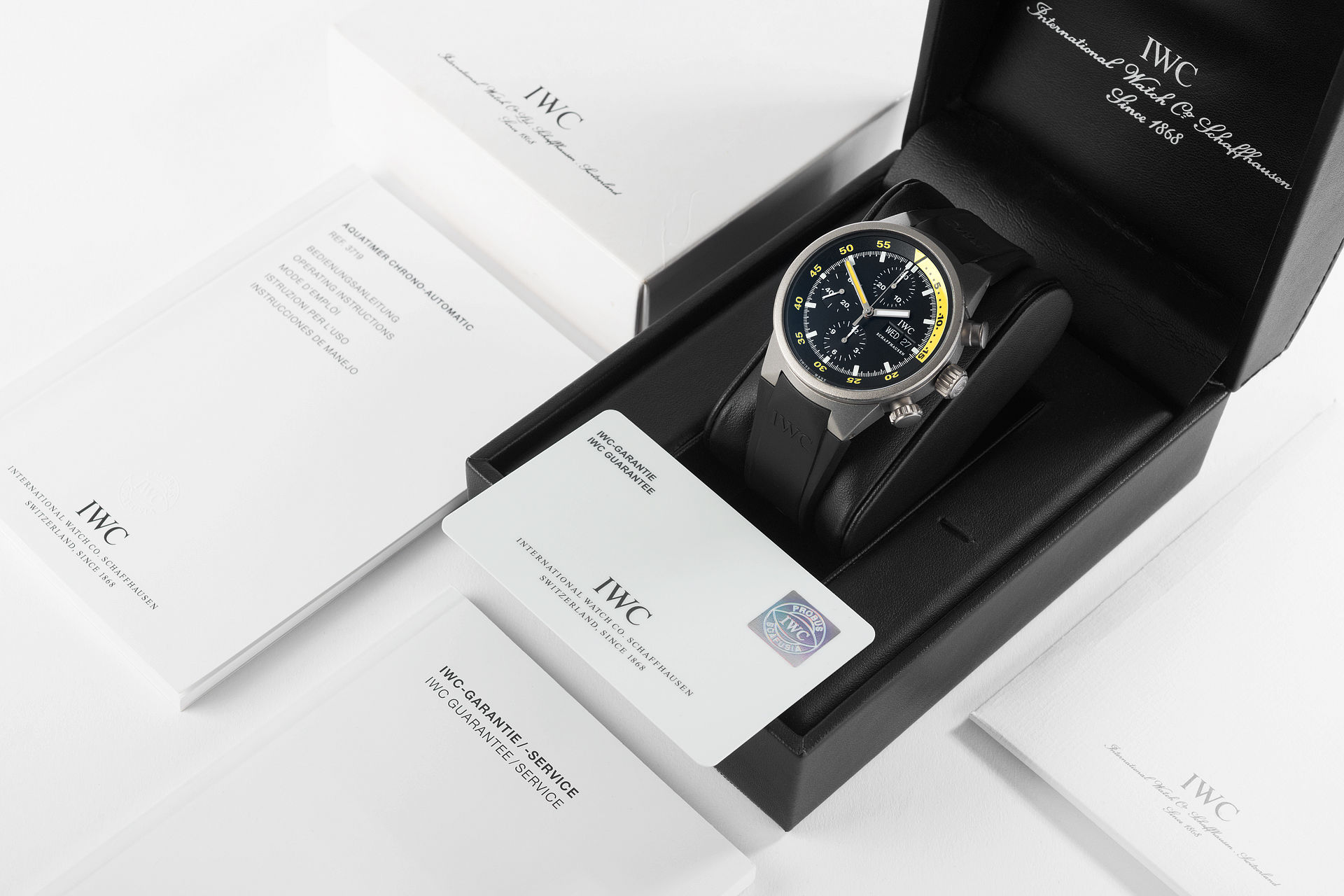 ref IW371903 | Titanium 'Full Set' | IWC Aquatimer Chronograph