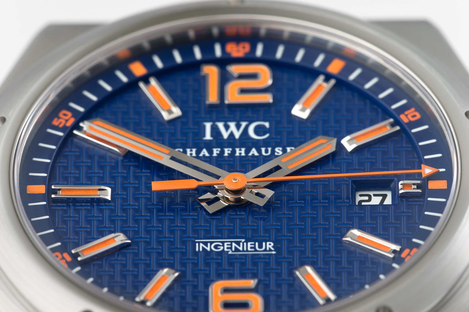 ref IW323603 | 'Mission Earth' Full Set | IWC Ingenieur