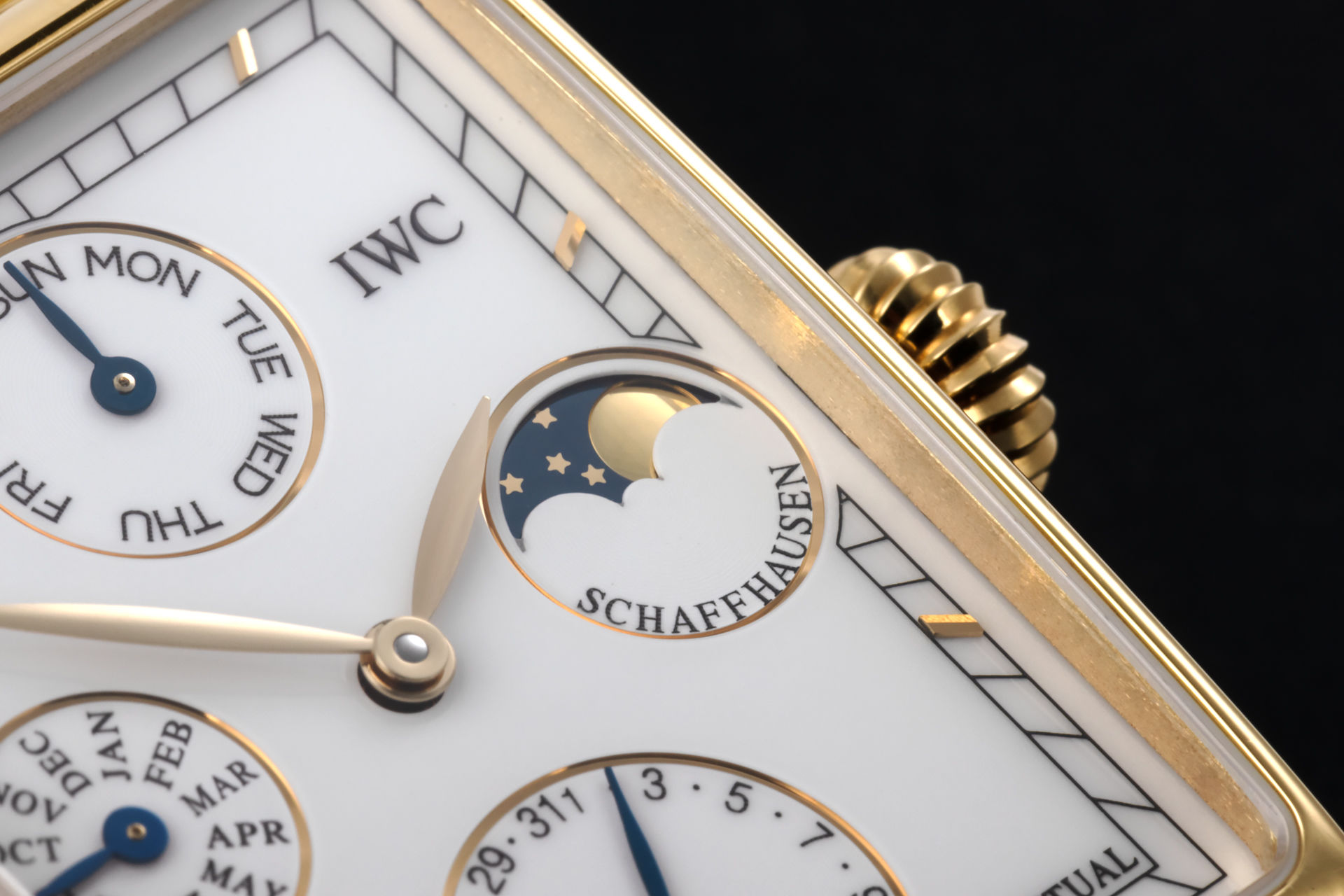 ref 3545 | 18ct Yellow Gold 'Full Set' | IWC Novecento