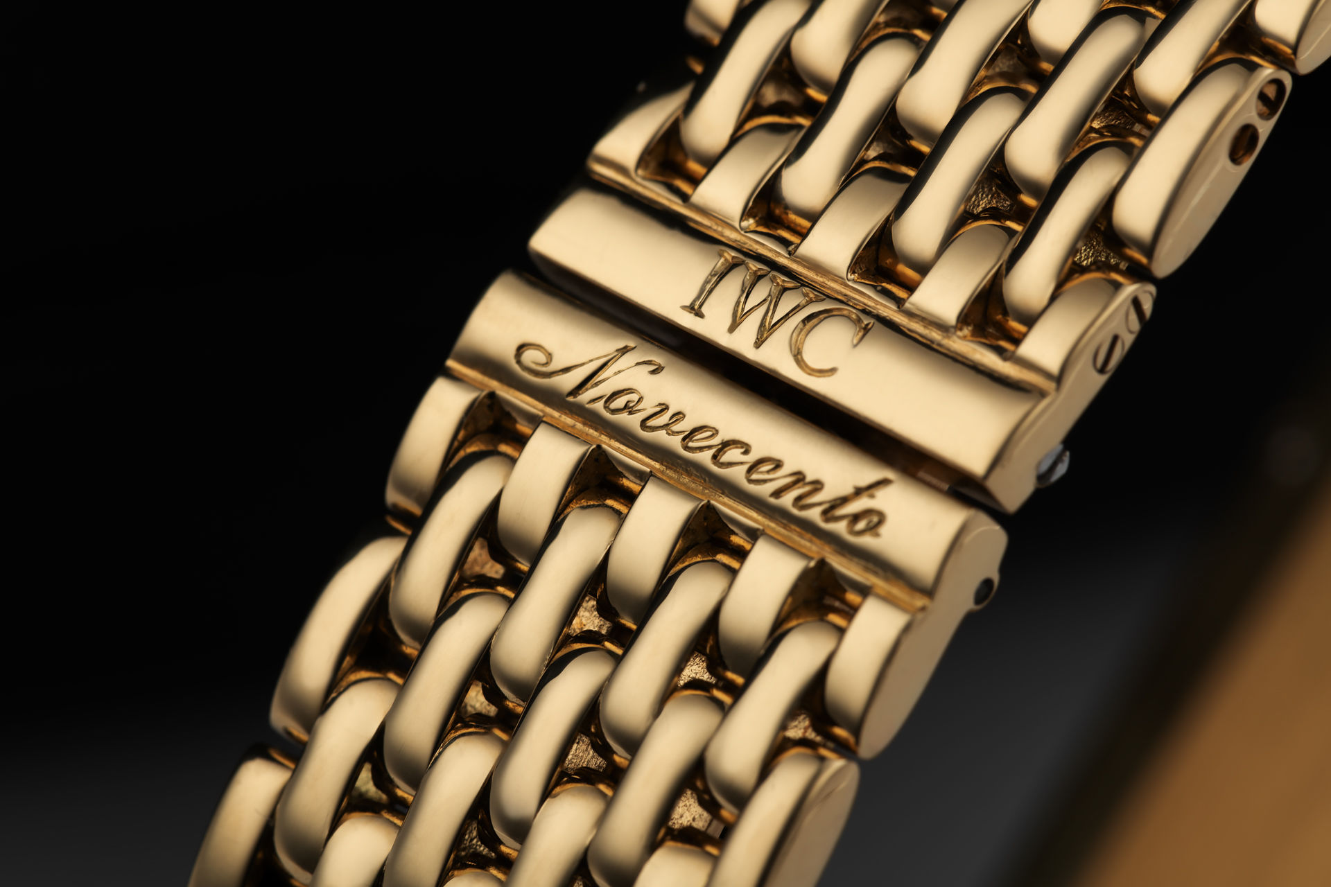 ref 3545 | 18ct Yellow Gold 'Full Set' | IWC Novecento