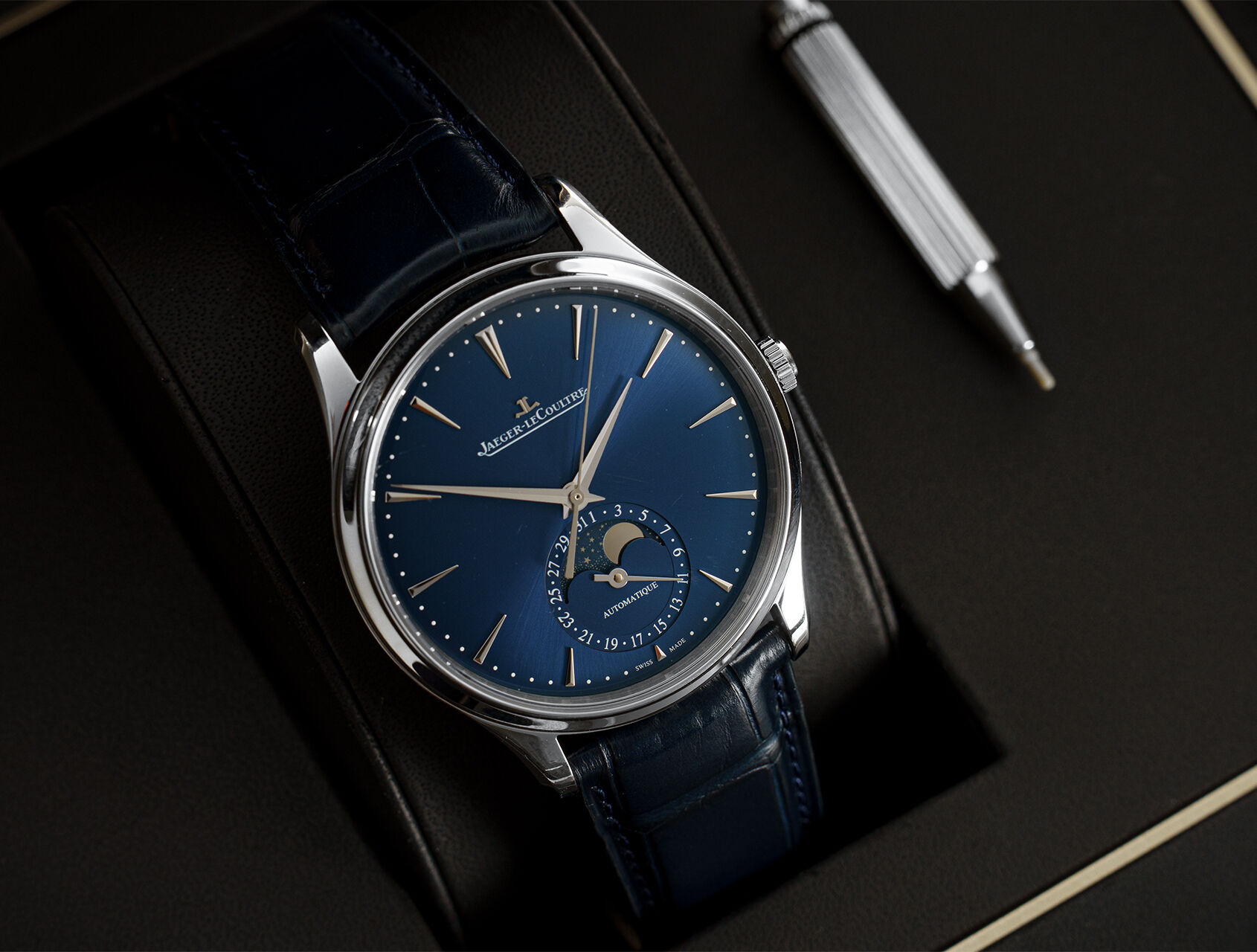 ref Q1368480 | Q1368480 - Box & Papers | Jaeger-leCoultre Master ultra thingy Moon