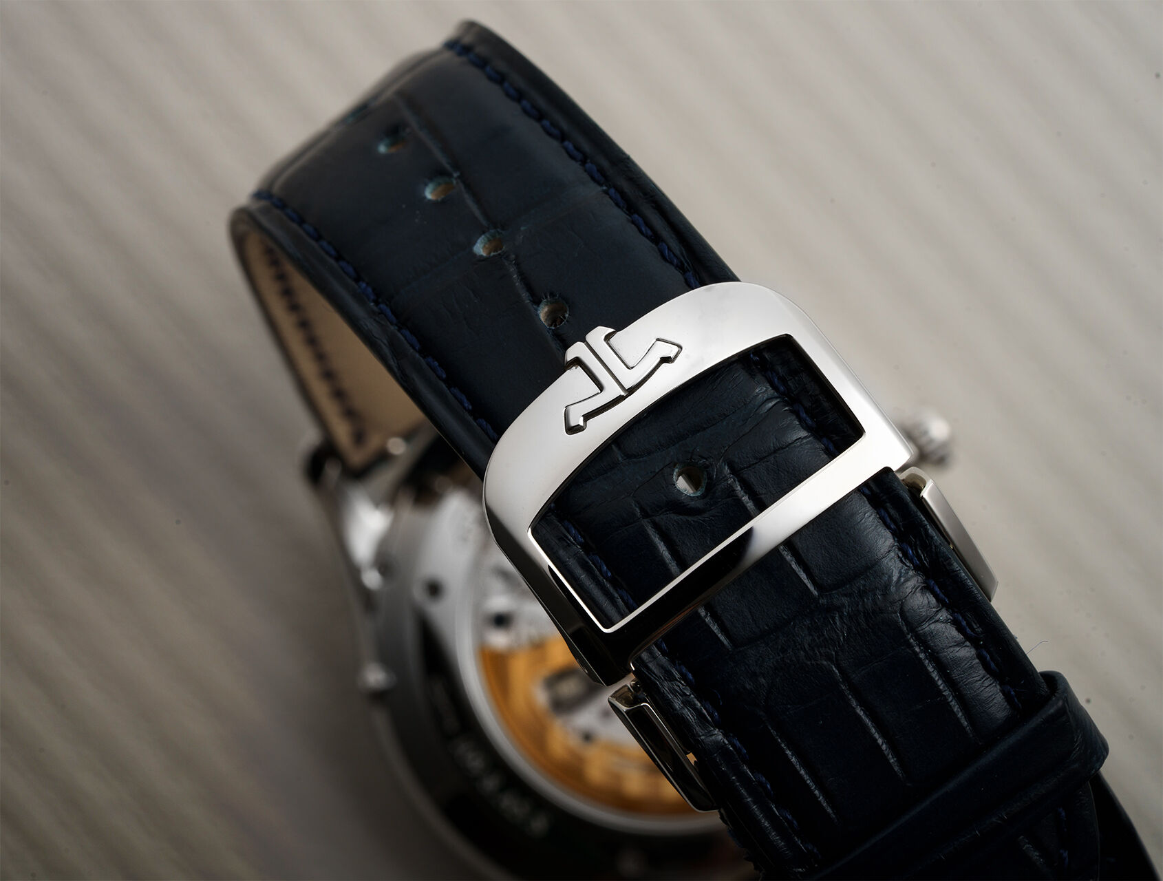 ref Q1368480 | Q1368480 - Box & Papers | Jaeger-leCoultre Master ultra thingy Moon