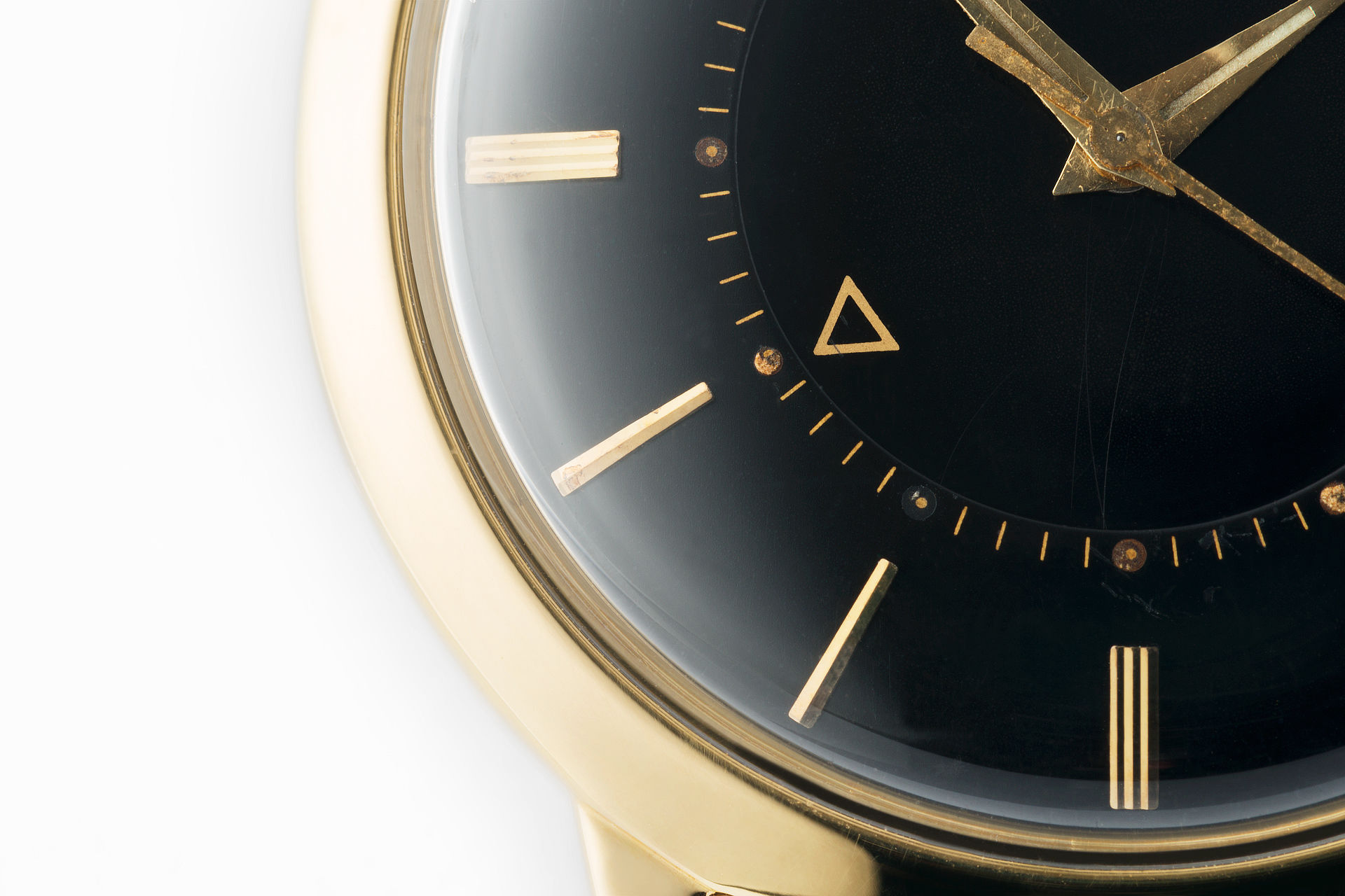 ref E855 | Alarm Watch - Vintage 18ct Gold | Jaeger-leCoultre Memovox