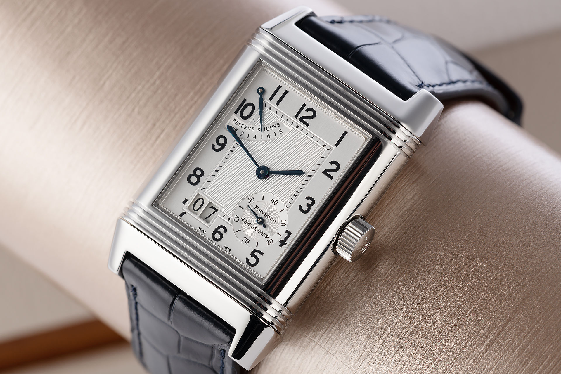 ref 240.8.15 | 'Box & Certificate'  | Jaeger-leCoultre Reverso 8 Day