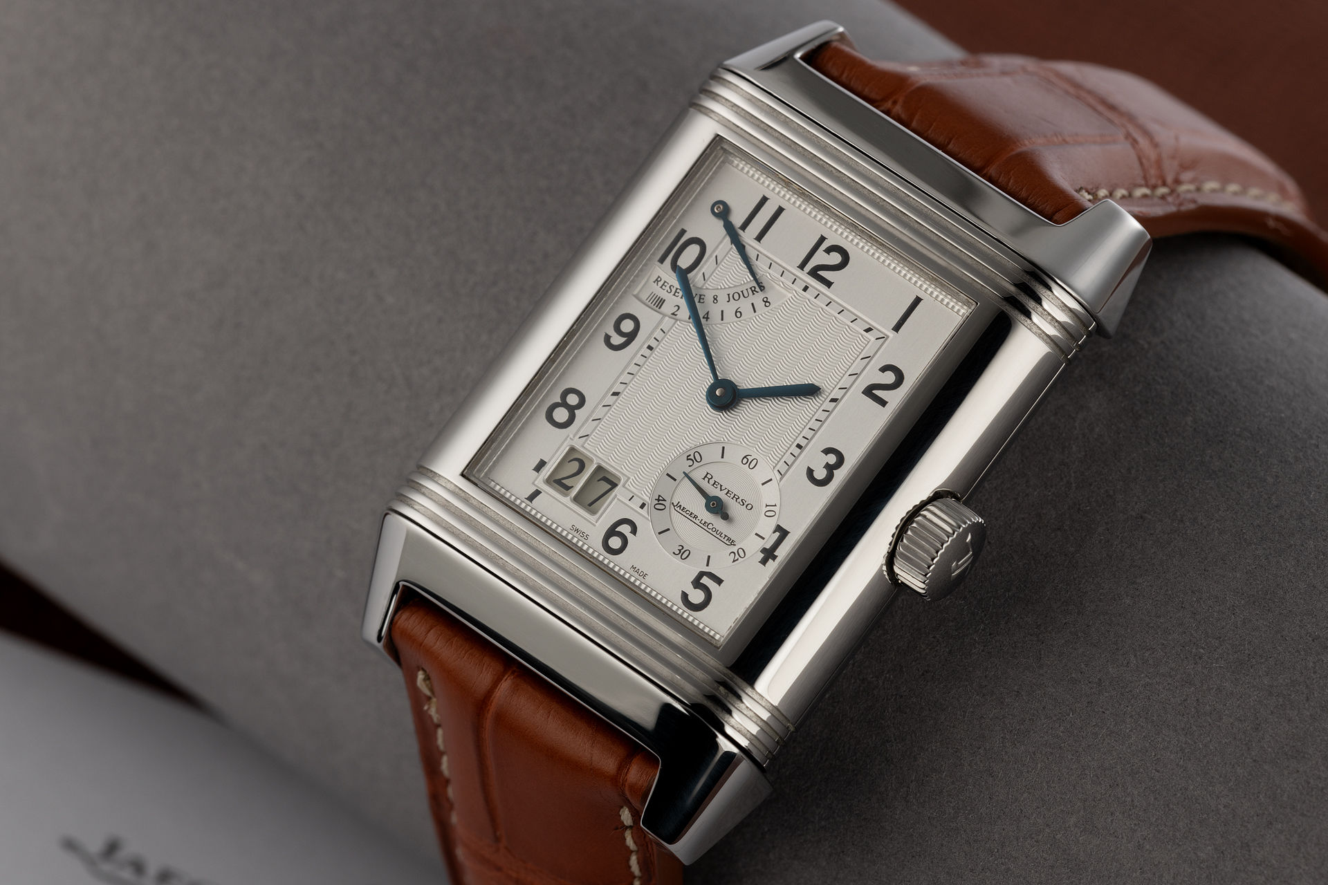 ref 240.8.15 | 8-Day Power Reserve | Jaeger-leCoultre Reverso Grande Date