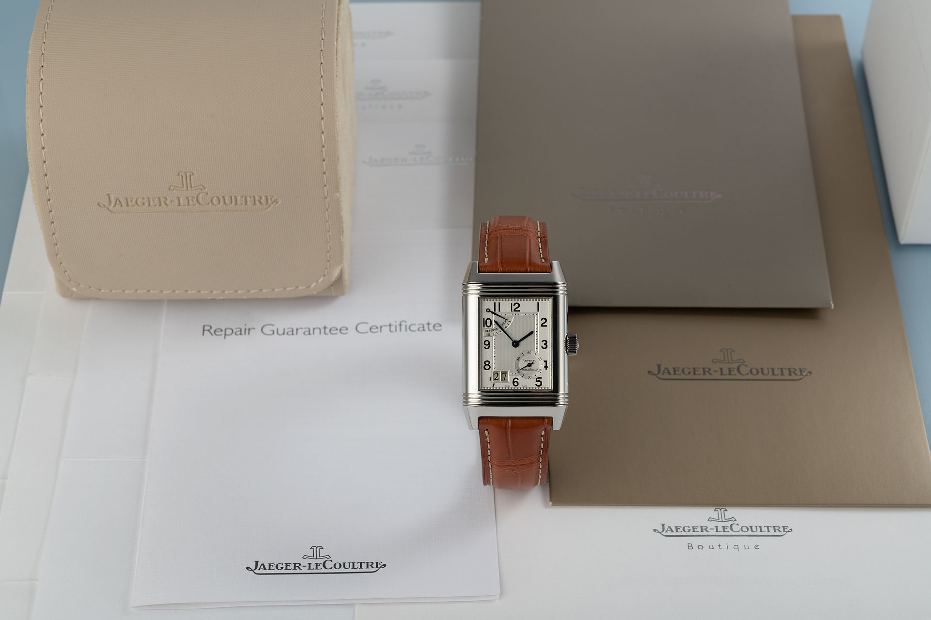 ref 240.8.15 | 8-Day Power Reserve | Jaeger-leCoultre Reverso Grande Date