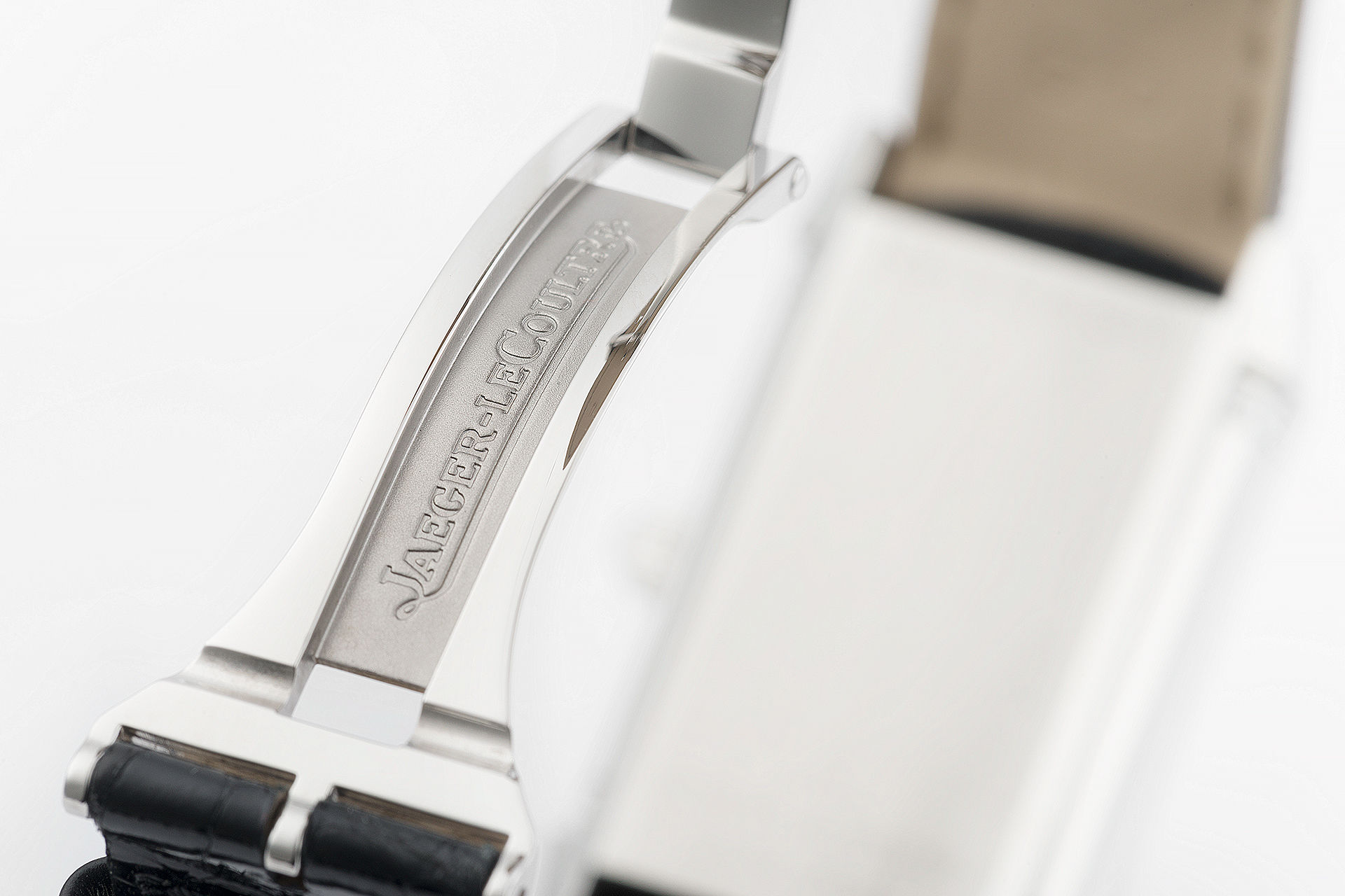 ref 256.8.75 | 'Diamond Set' | Jaeger-leCoultre Reverso Lady Duetto