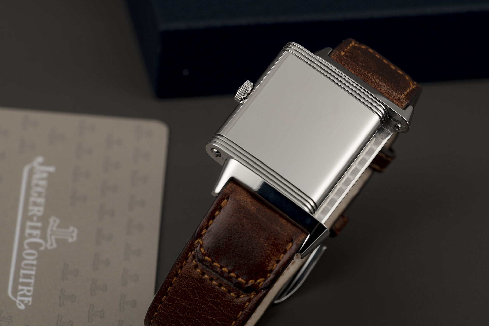 ref Q2438522 | Medium Size | Jaeger-leCoultre Reverso