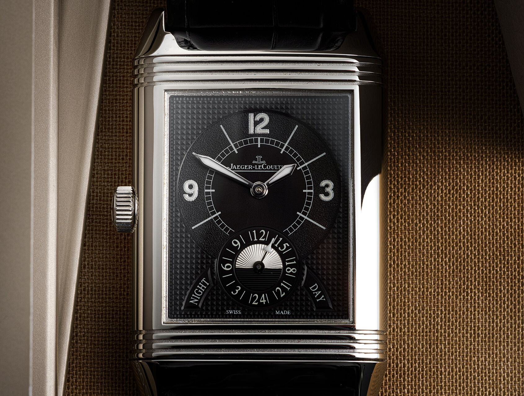 ref Q3748421 | Q3748421 - Night & Day | Jaeger-leCoultre Reverso