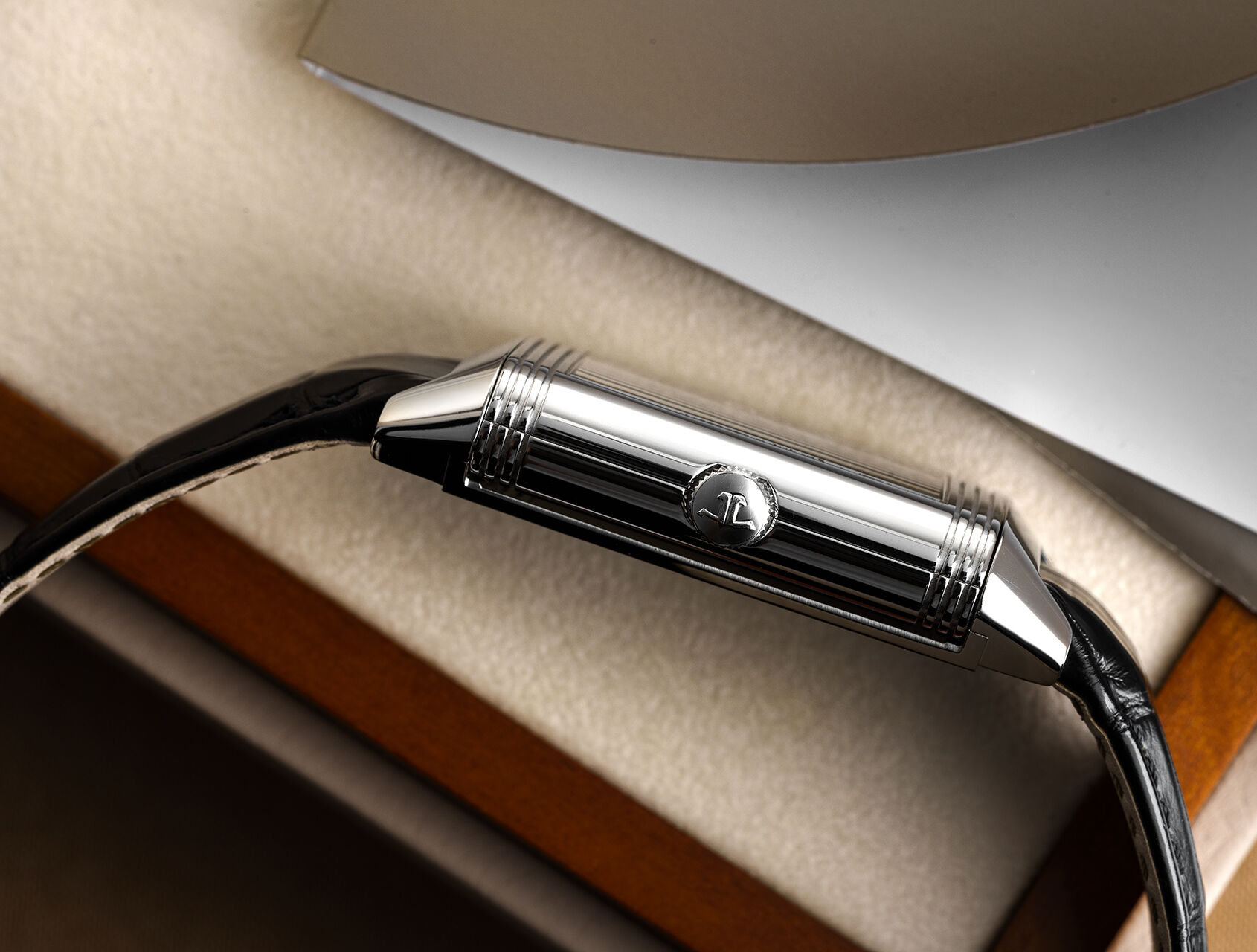 ref Q3748421 | Q3748421 - Night & Day | Jaeger-leCoultre Reverso