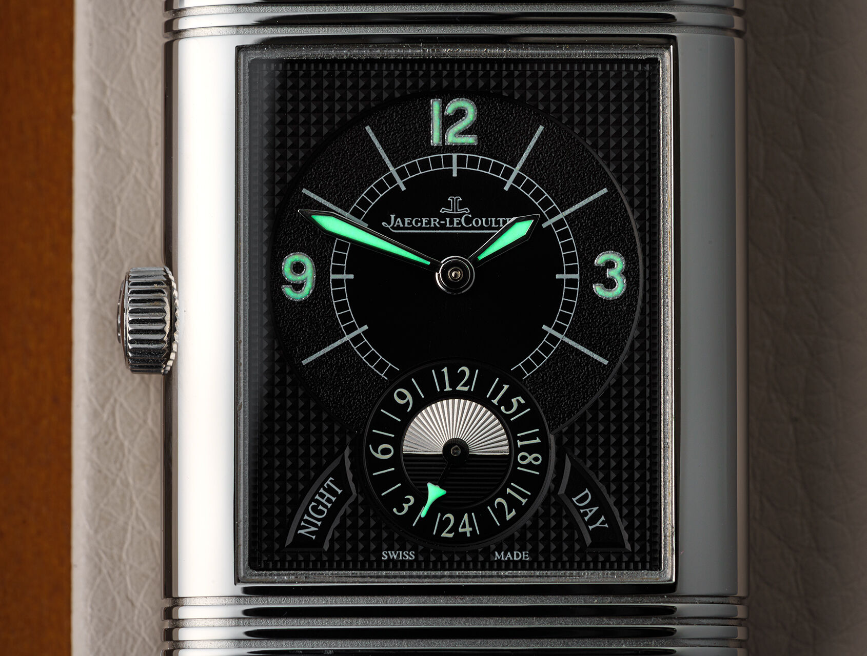 ref Q3748421 | Q3748421 - Night & Day | Jaeger-leCoultre Reverso