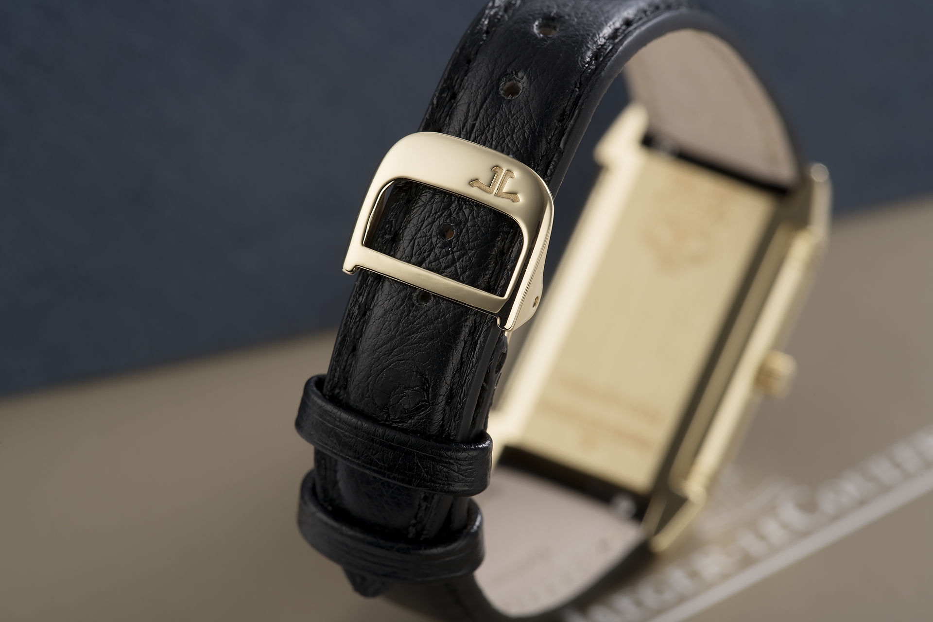 ref 260.1.08 | Yellow Gold | Jaeger-leCoultre Reverso