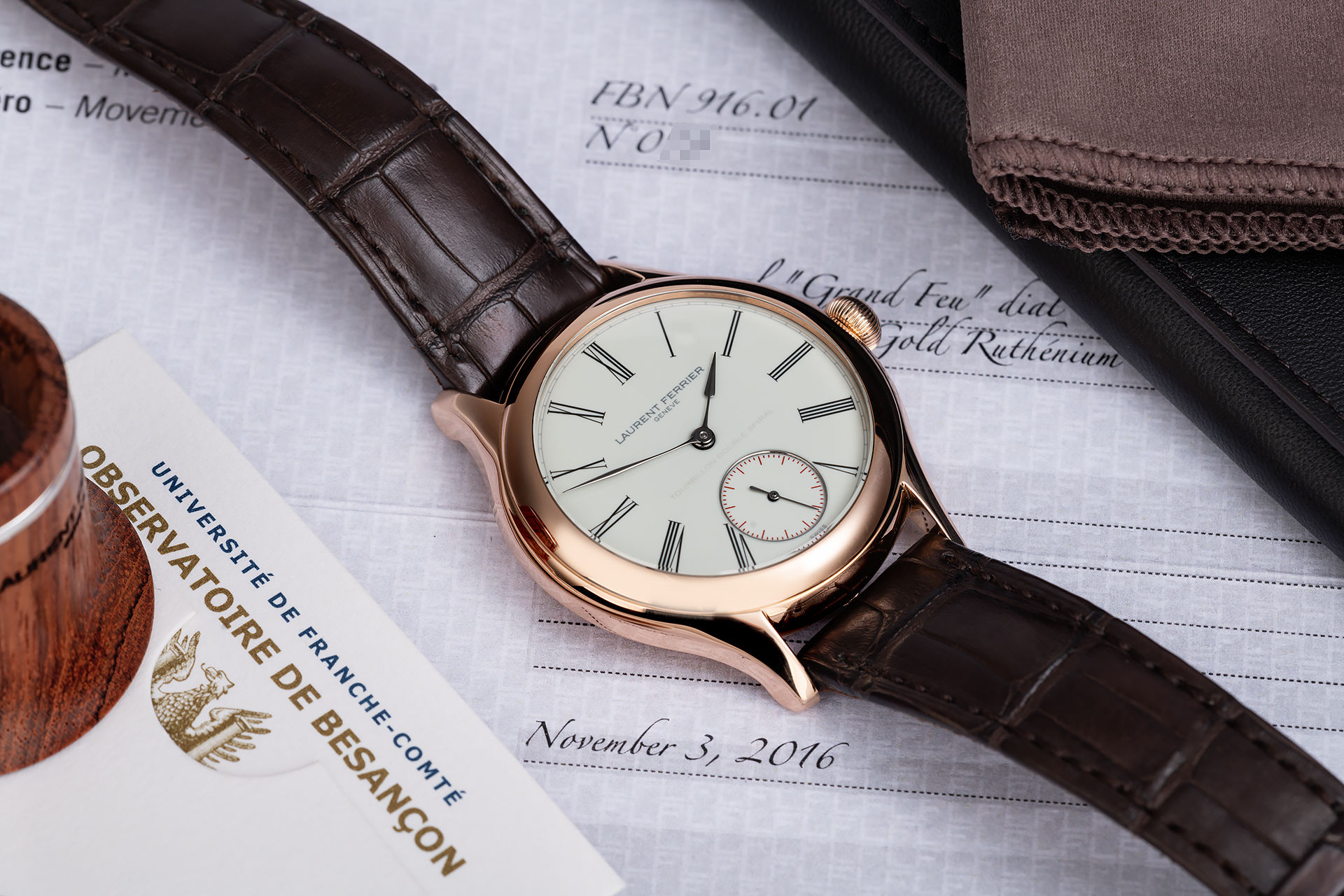 ref FBN916.01 | 'Double Spiral' Grand Feu Enamel Dial | Laurent Ferrier Galet Classic