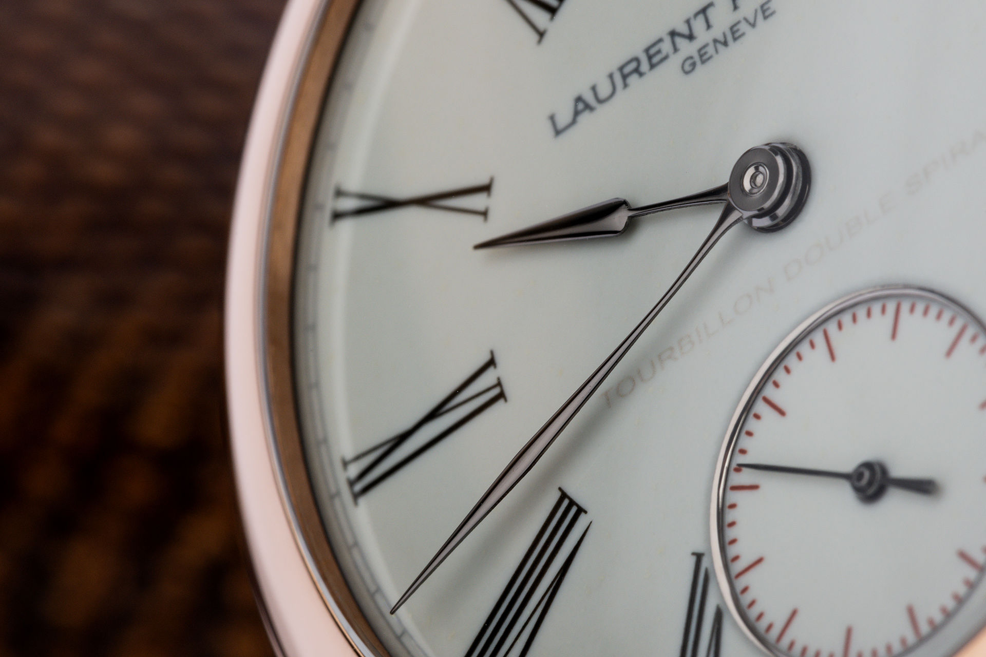 ref FBN916.01 | 'Double Spiral' Grand Feu Enamel Dial | Laurent Ferrier Galet Classic