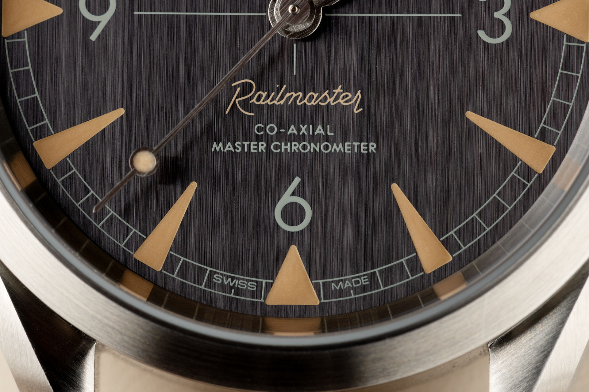 ref 22012402001001 | New Model 'Omega Warranty' | Omega Railmaster