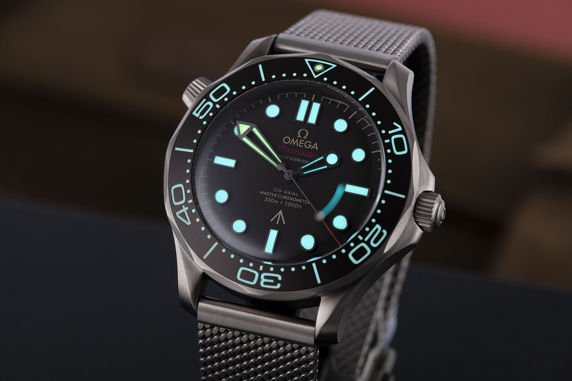 ref 210.90.42.20.01.001 | 'No Time to Die' Limited Edition | Omega Seamaster 300 007 Edition