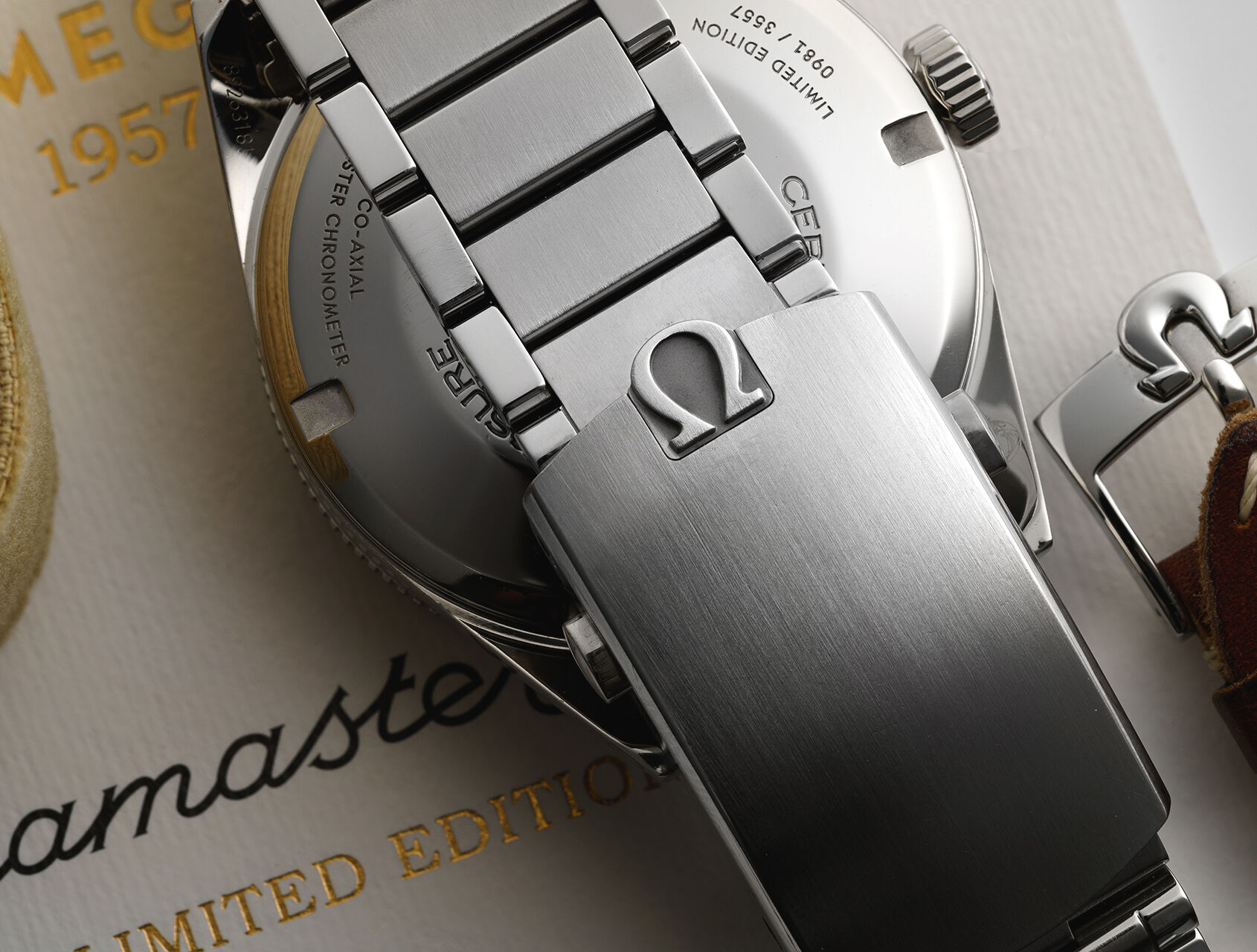 ref 234.10.39.20.01.001 | 1957 - Limited Edition | Omega Seamaster 300