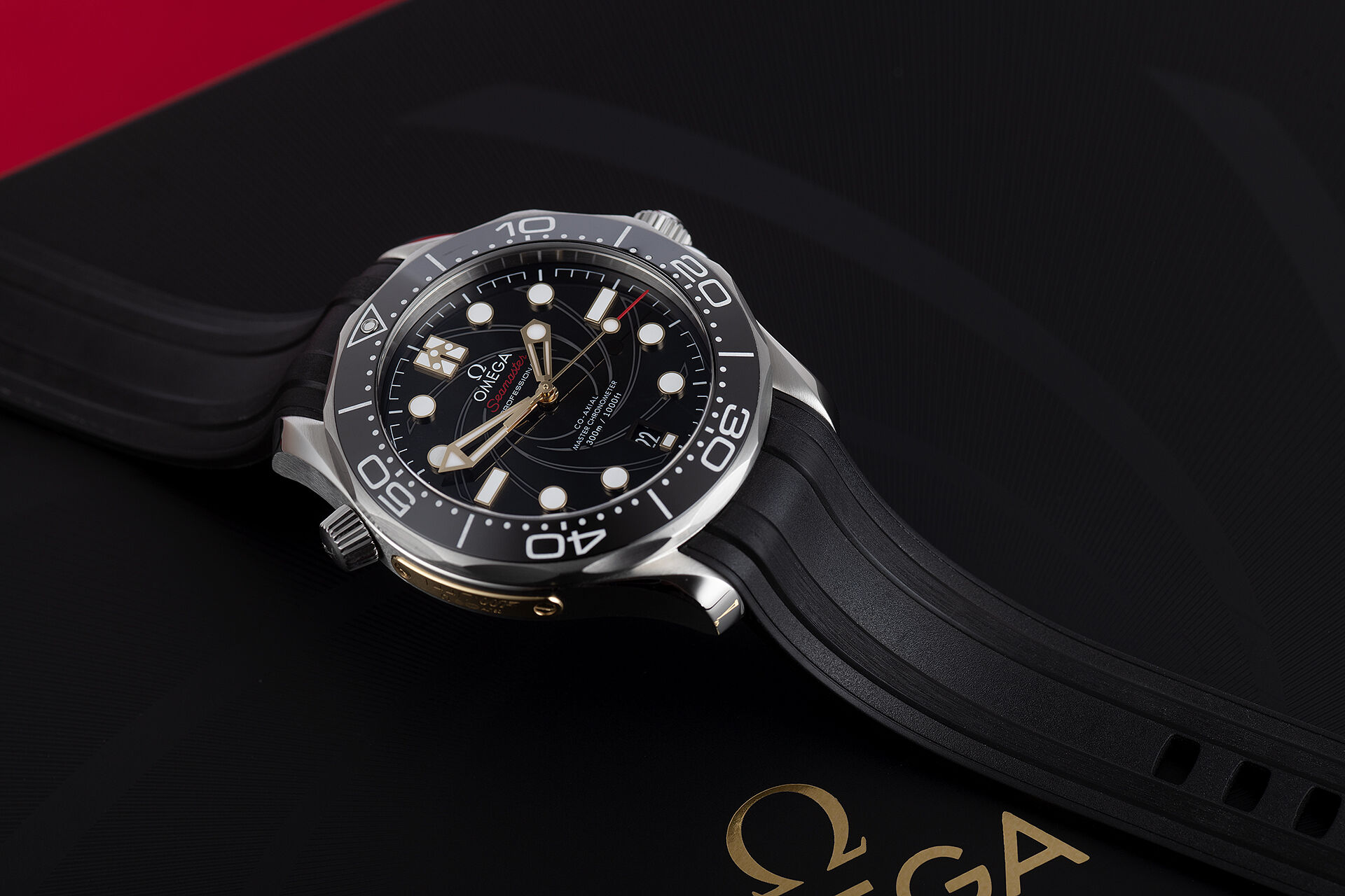 ref 21022422001004 | Co-Axial - James Bond Edition | Omega Seamaster 300