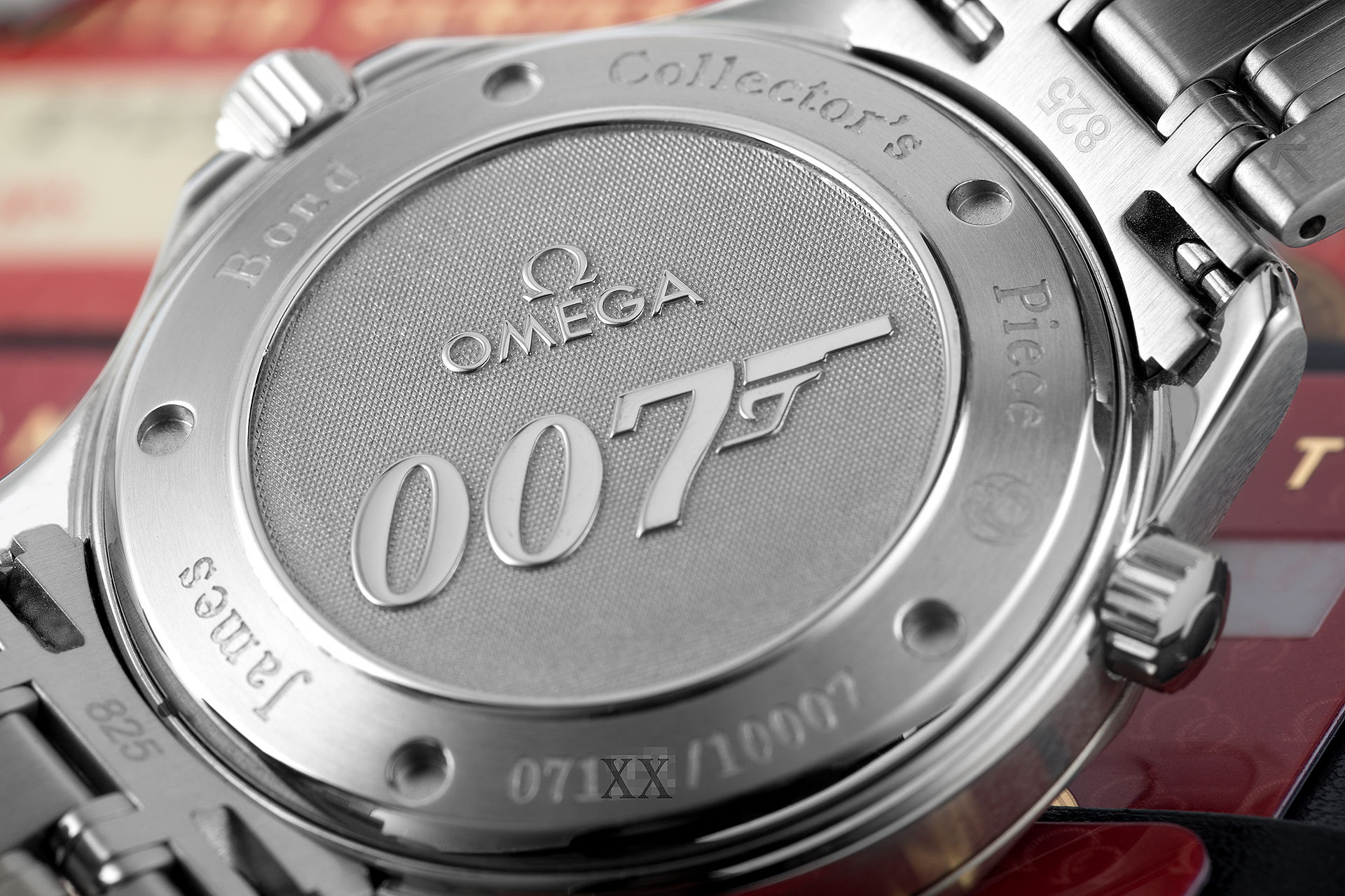 ref 21230412001001 | James Bond 'Limited Edition' | Omega Seamaster