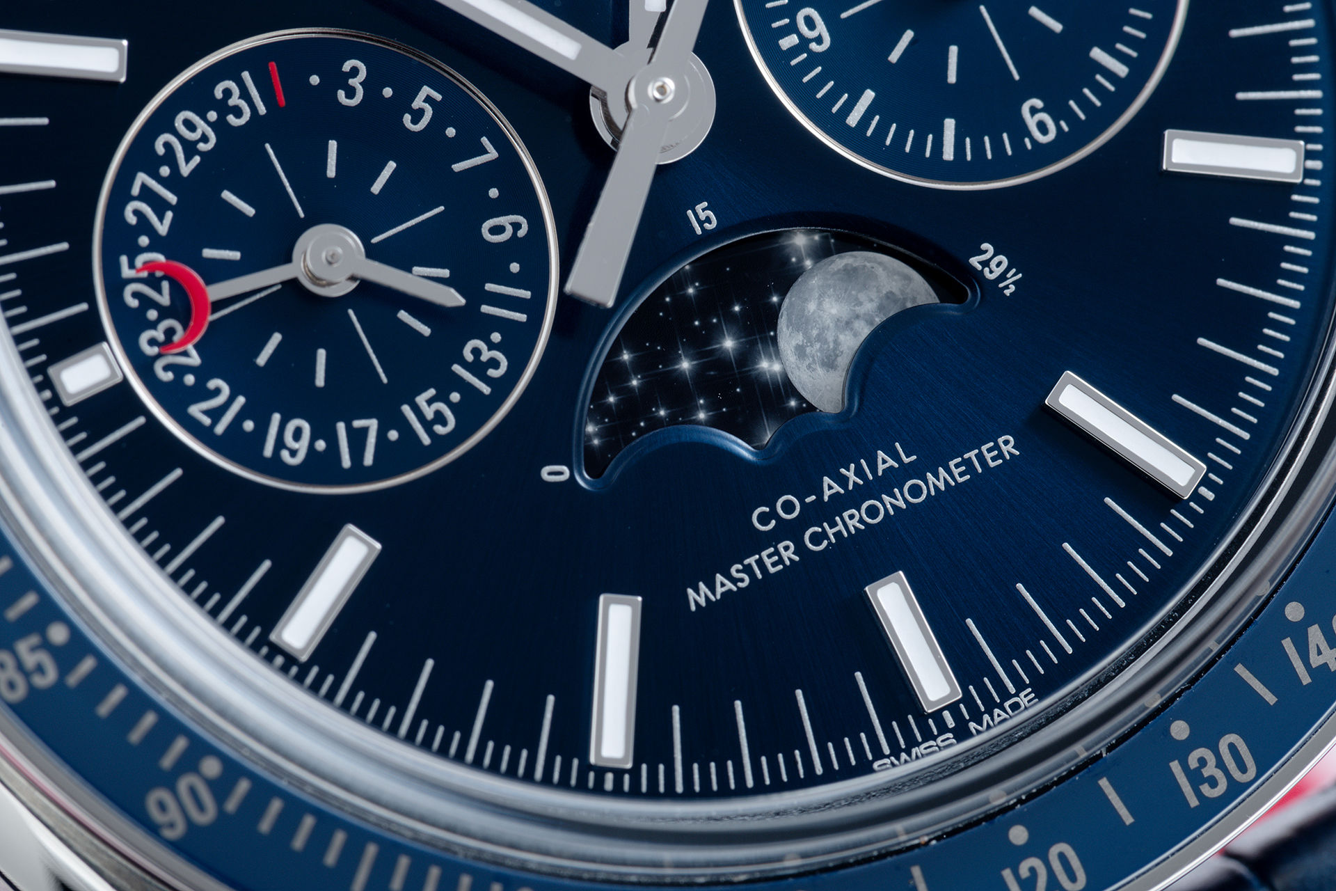 ref 30433445203001 | 'Master Chronometer' Complete Set | Omega Speedmaster