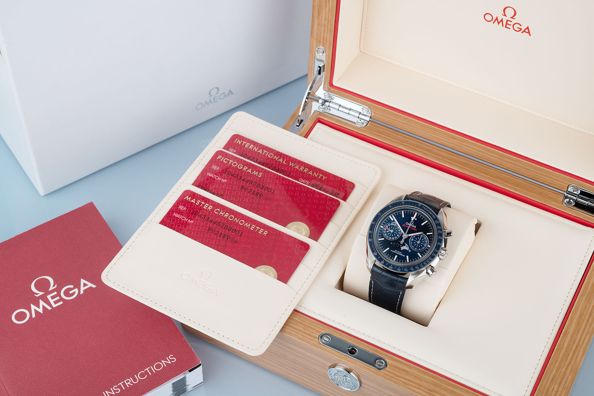 ref 30433445203001 | 'Master Chronometer' Complete Set | Omega Speedmaster