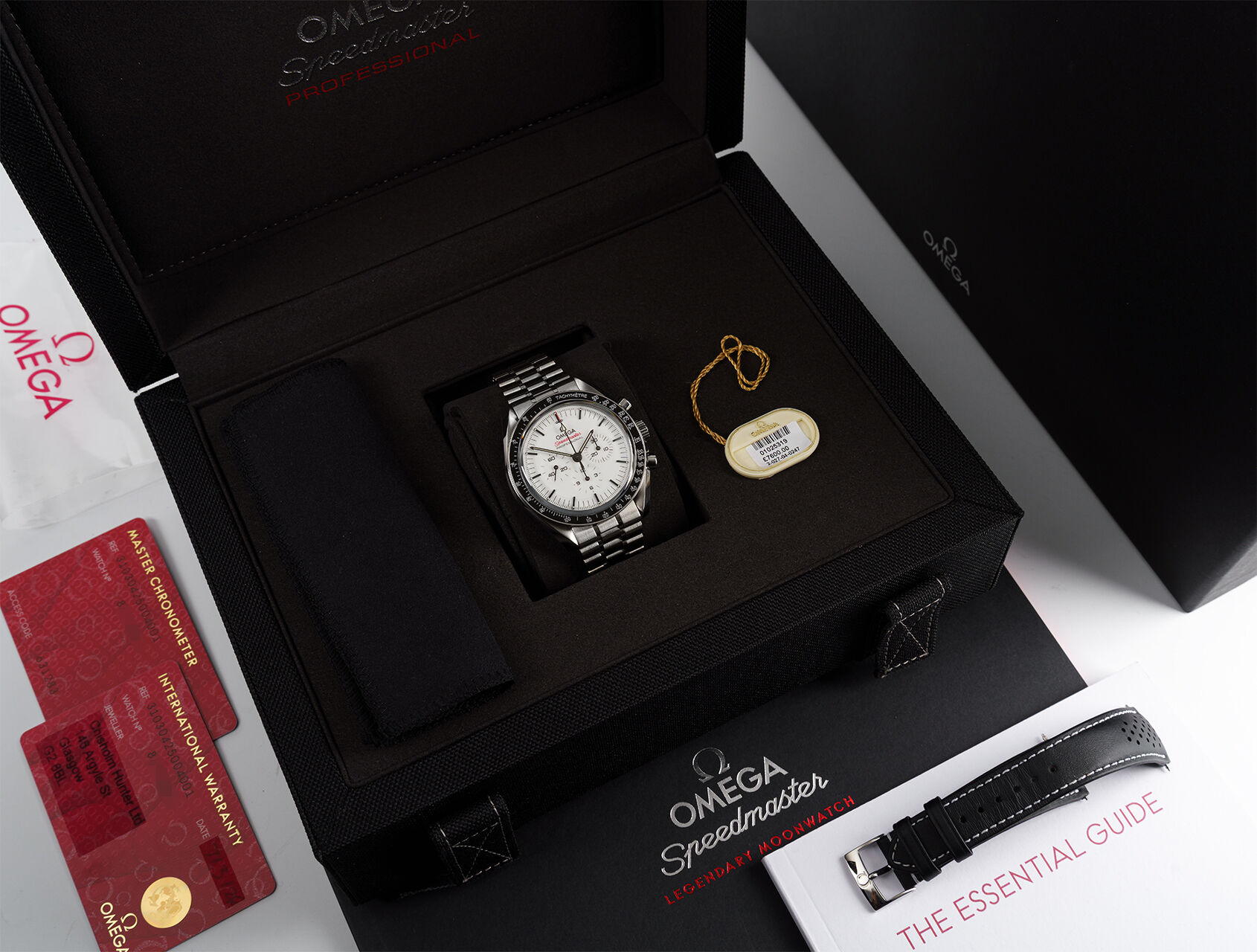 ref 310.30.42.50.04.001 | Master Co-Axial | Omega Speedmaster