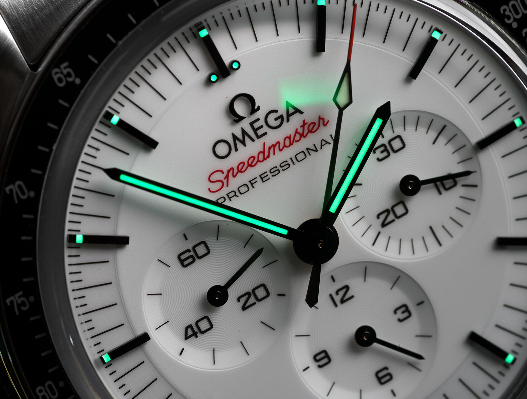 ref 310.30.42.50.04.001 | Master Co-Axial | Omega Speedmaster