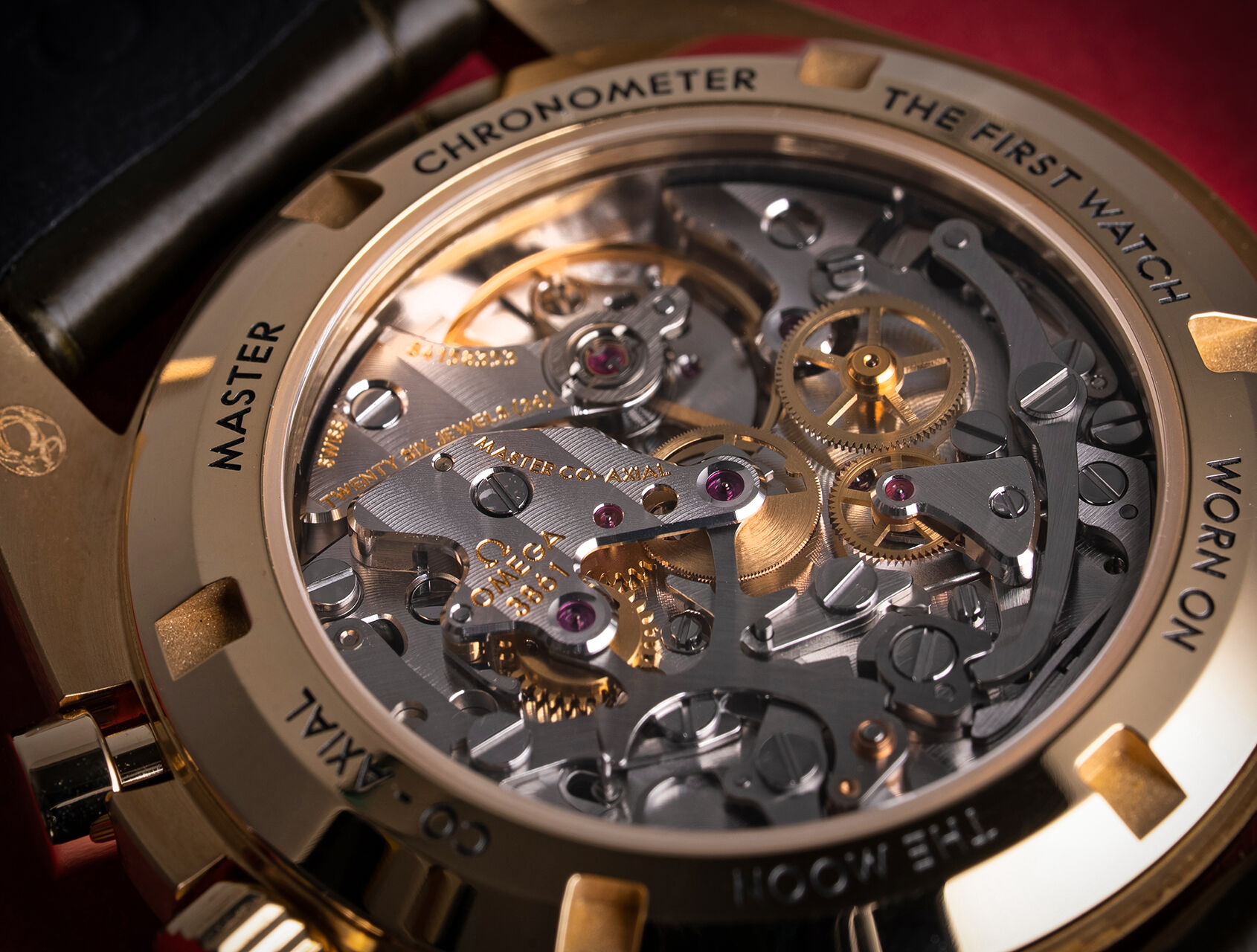ref 310.63.42.50.10.001 | Moonshine | Omega Speedmaster