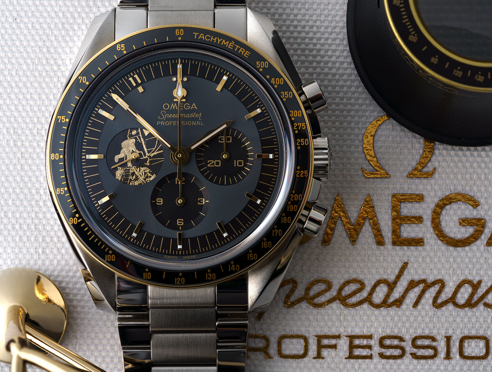 ref 31020425001001 | 50th Anniversary - Apollo II | Omega Speedmaster Professional