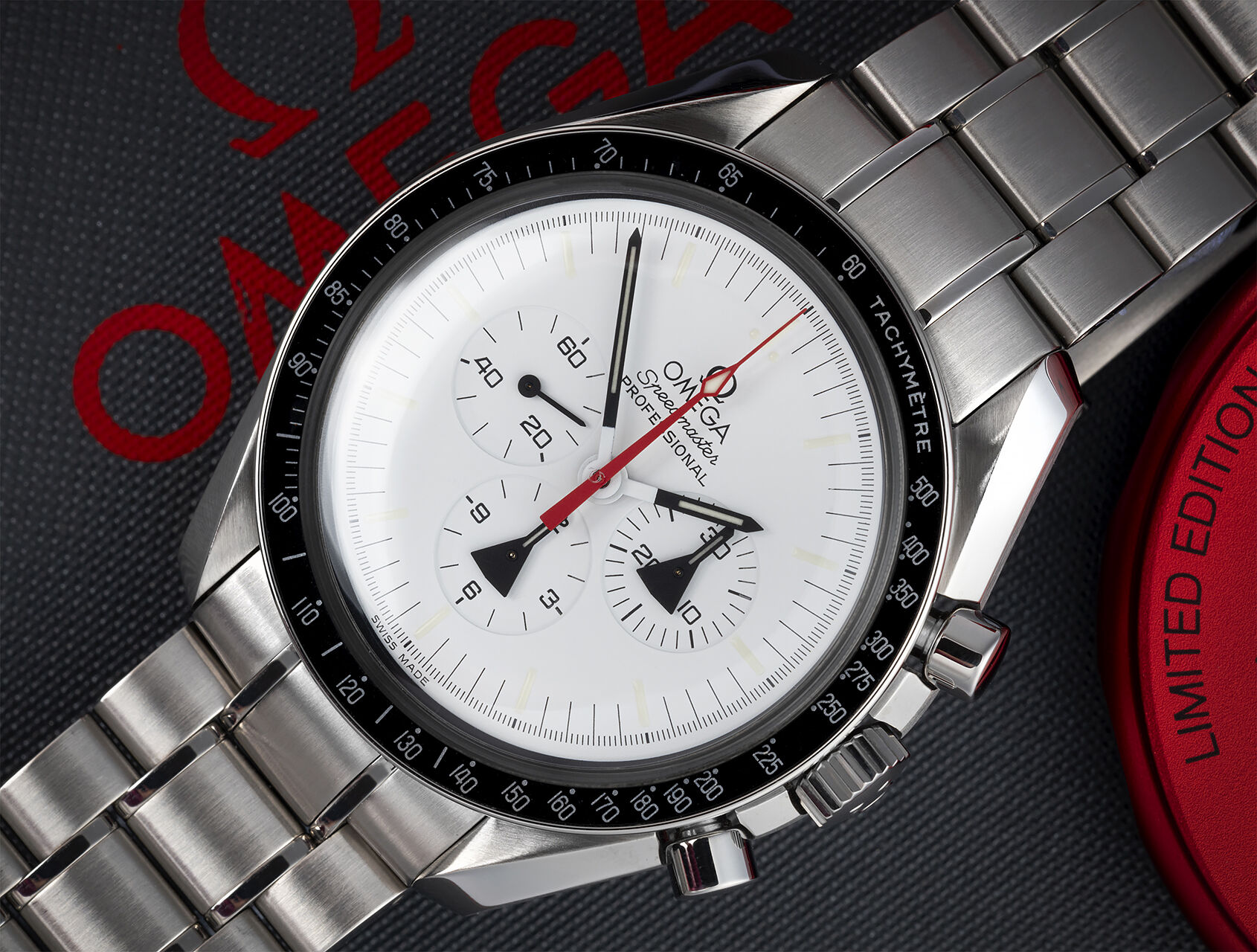 ref 31132423004001 | Alaska Project - Limited Edition | Omega Speedmaster Professional