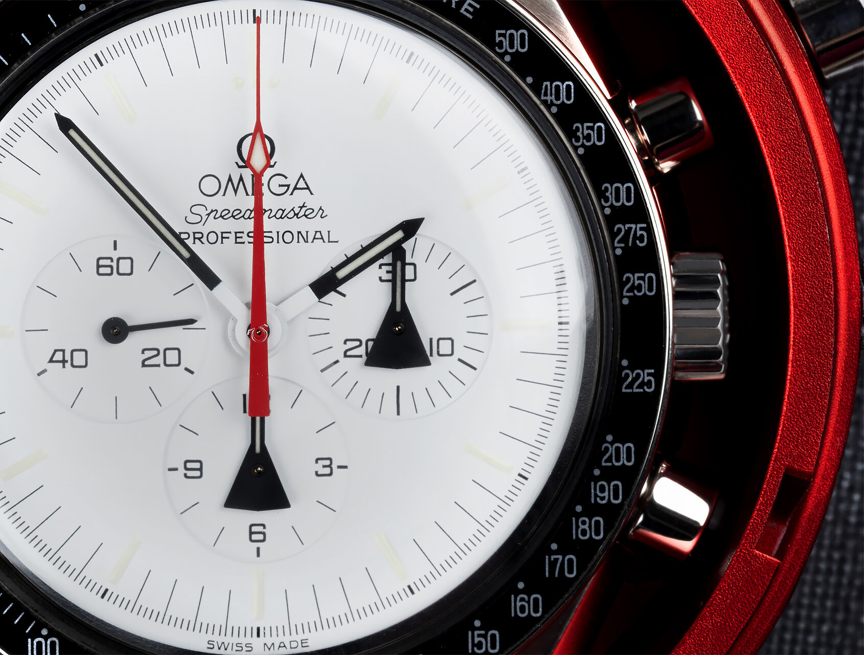 ref 31132423004001 | Alaska Project - Limited Edition | Omega Speedmaster Professional