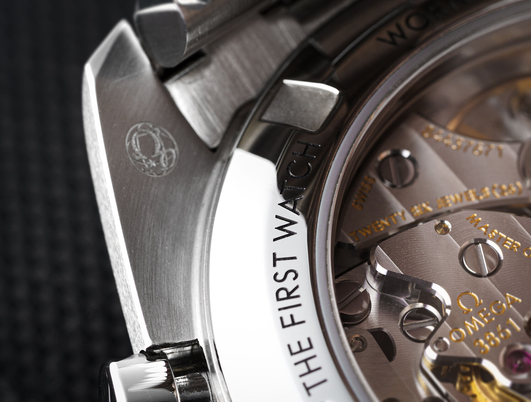 ref 31030425001002 | Sapphire Sandwich | Omega Speedmaster Professional