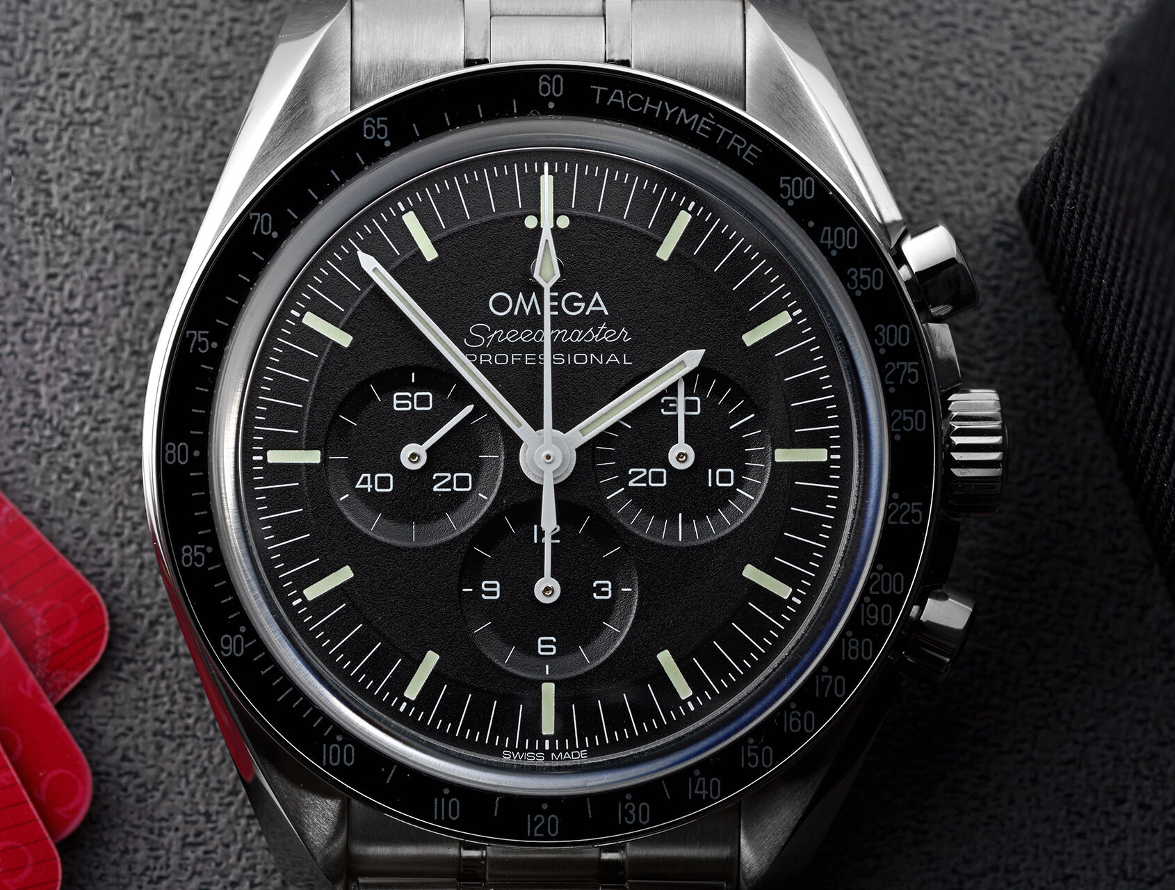 ref 31030425001002 | Sapphire Sandwich | Omega Speedmaster Professional