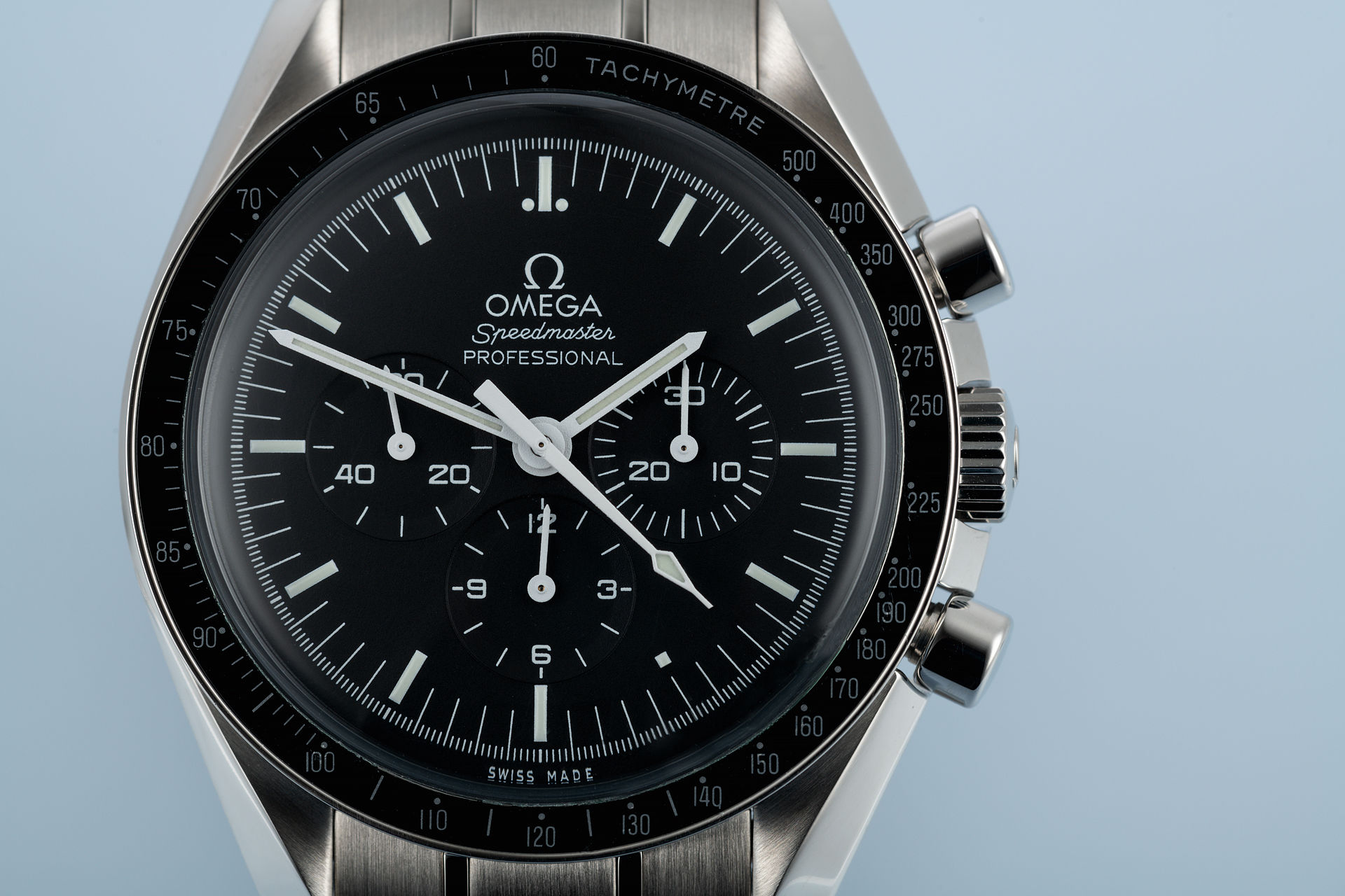 ref 311.30.42.30.01.005 | Unworn 'Full Set' | Omega Speedmaster Professional