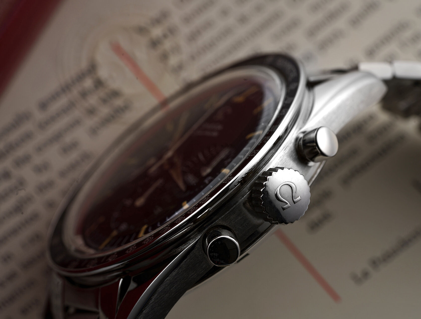 ref 105.002-62 SC | Transitional - 'Box & Papers' | Omega Speedmaster